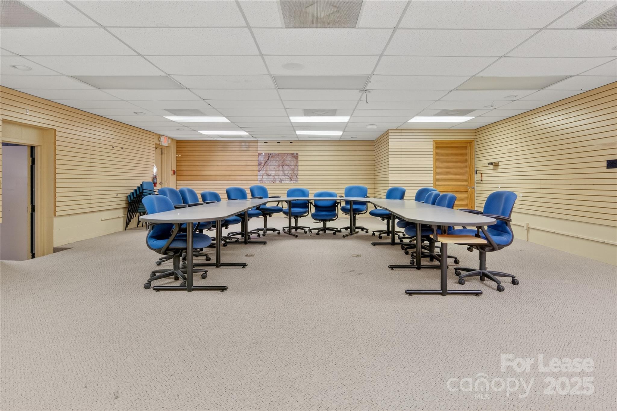 1515 Newton Drive Property Photo 5