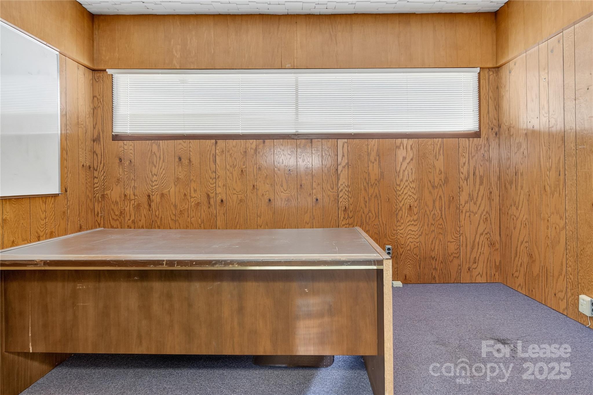 1515 Newton Drive Property Photo 11