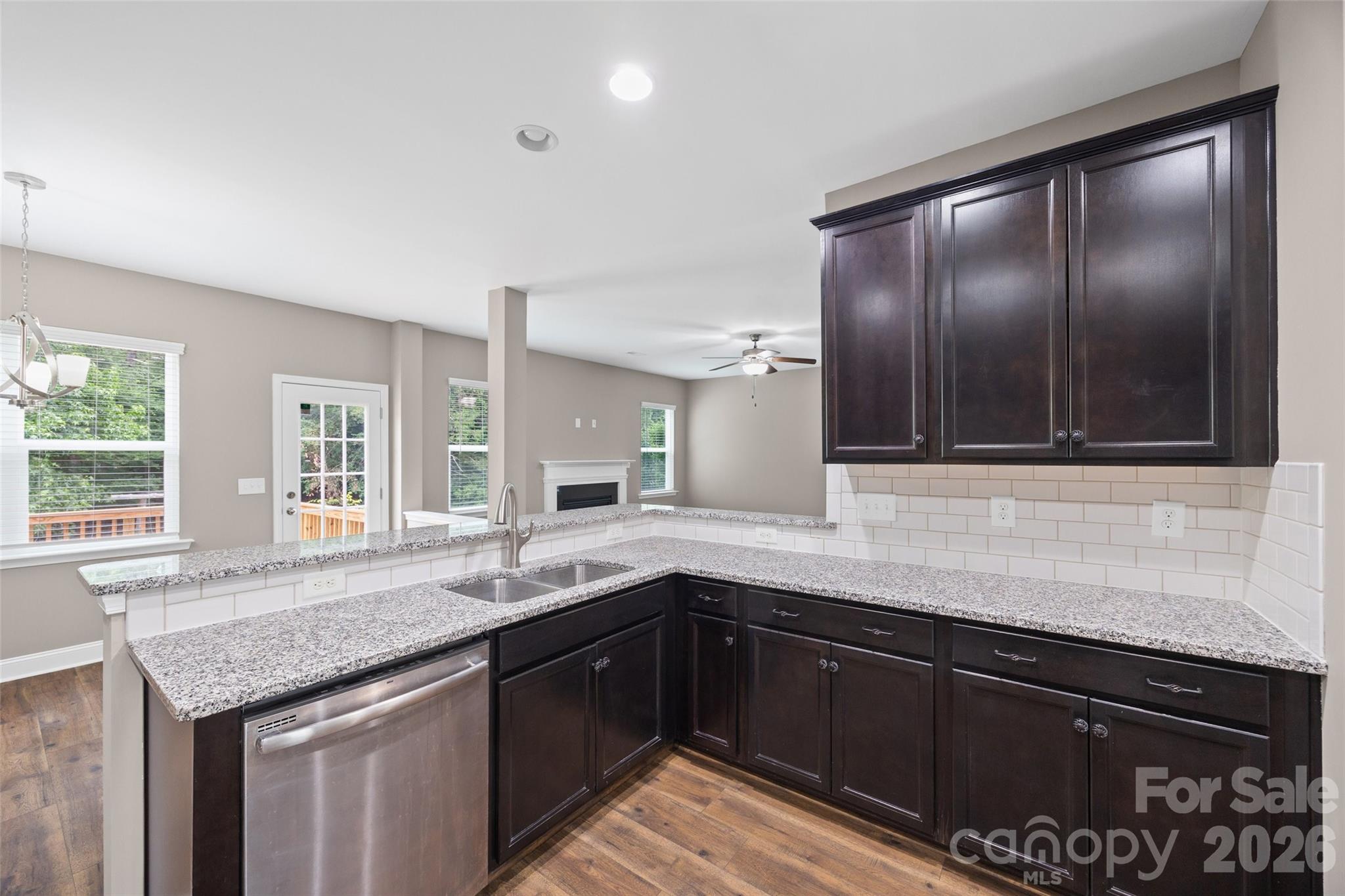516 Copley Drive Property Photo 7