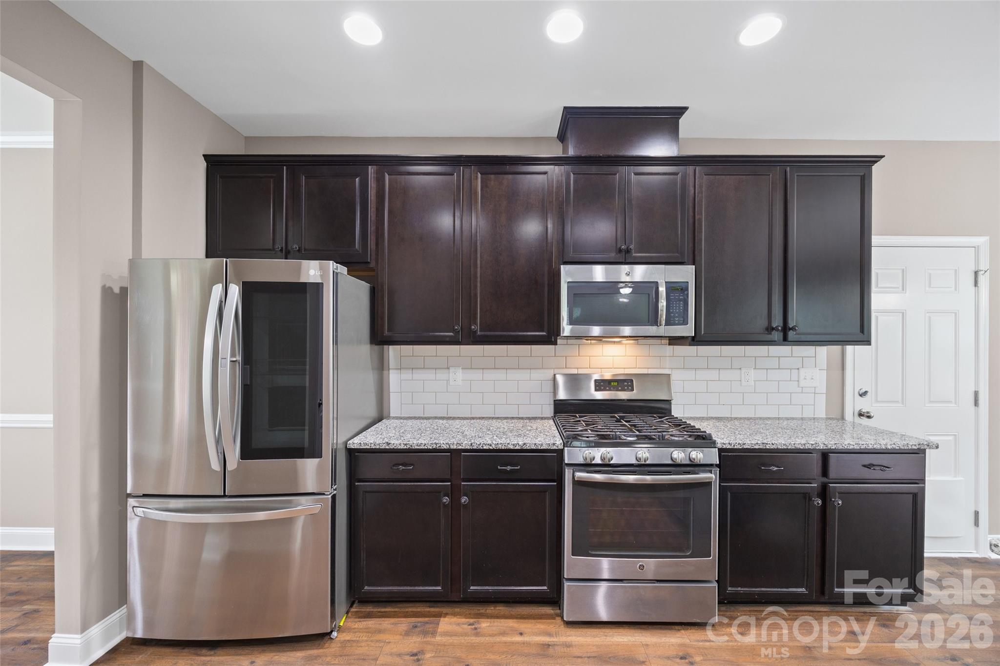 516 Copley Drive Property Photo 8
