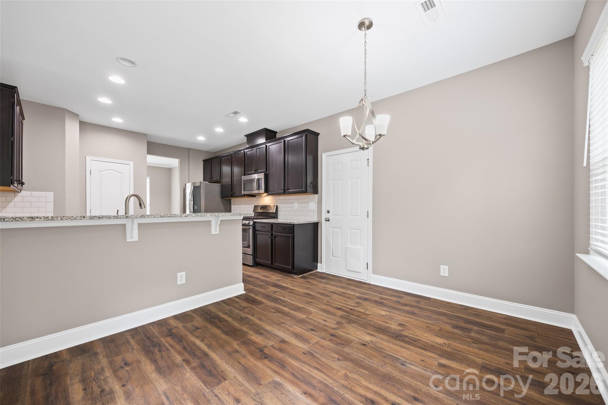 516 Copley Drive Property Photo 11