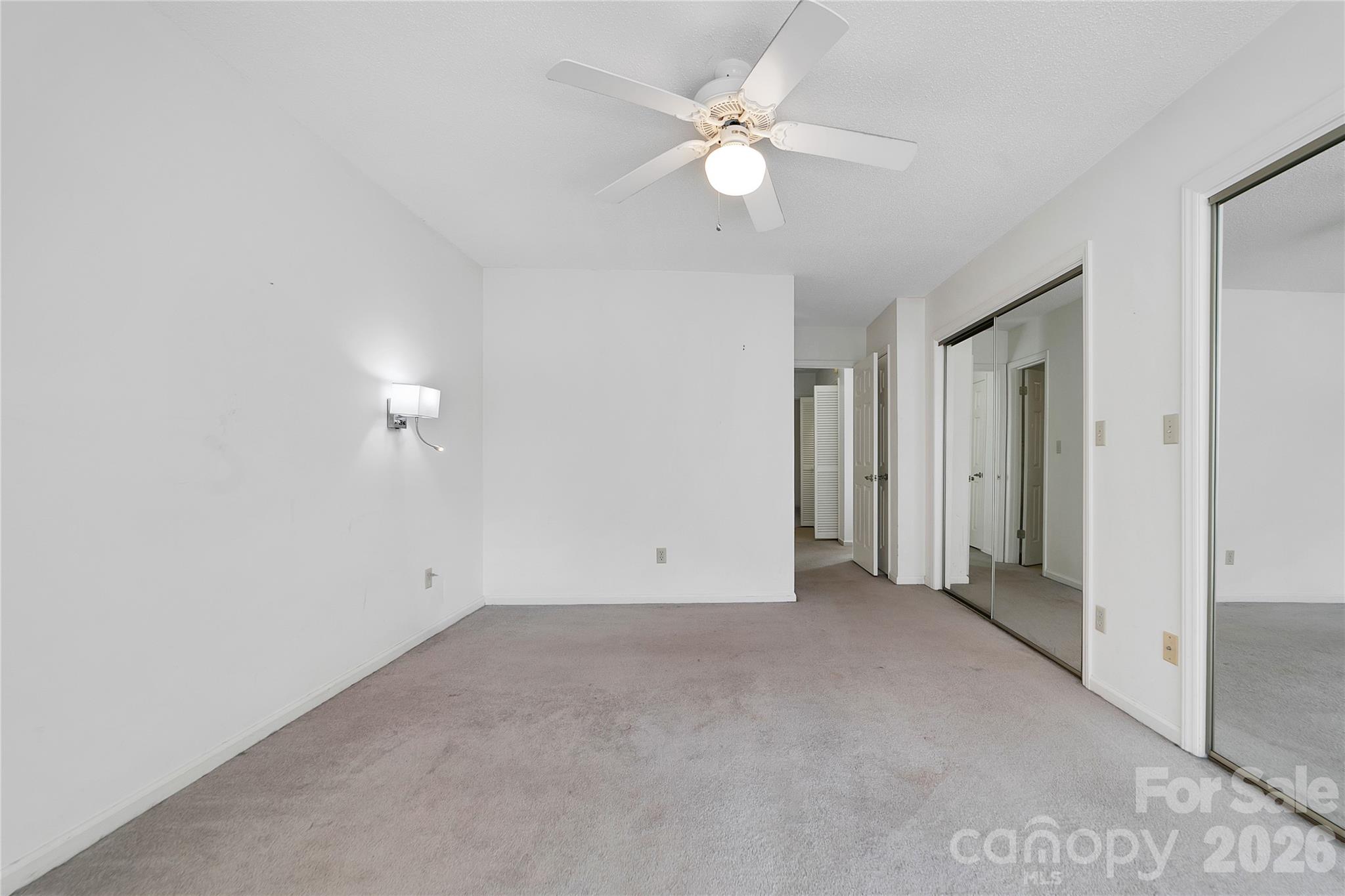 110 Lakeview Court Property Photo 15