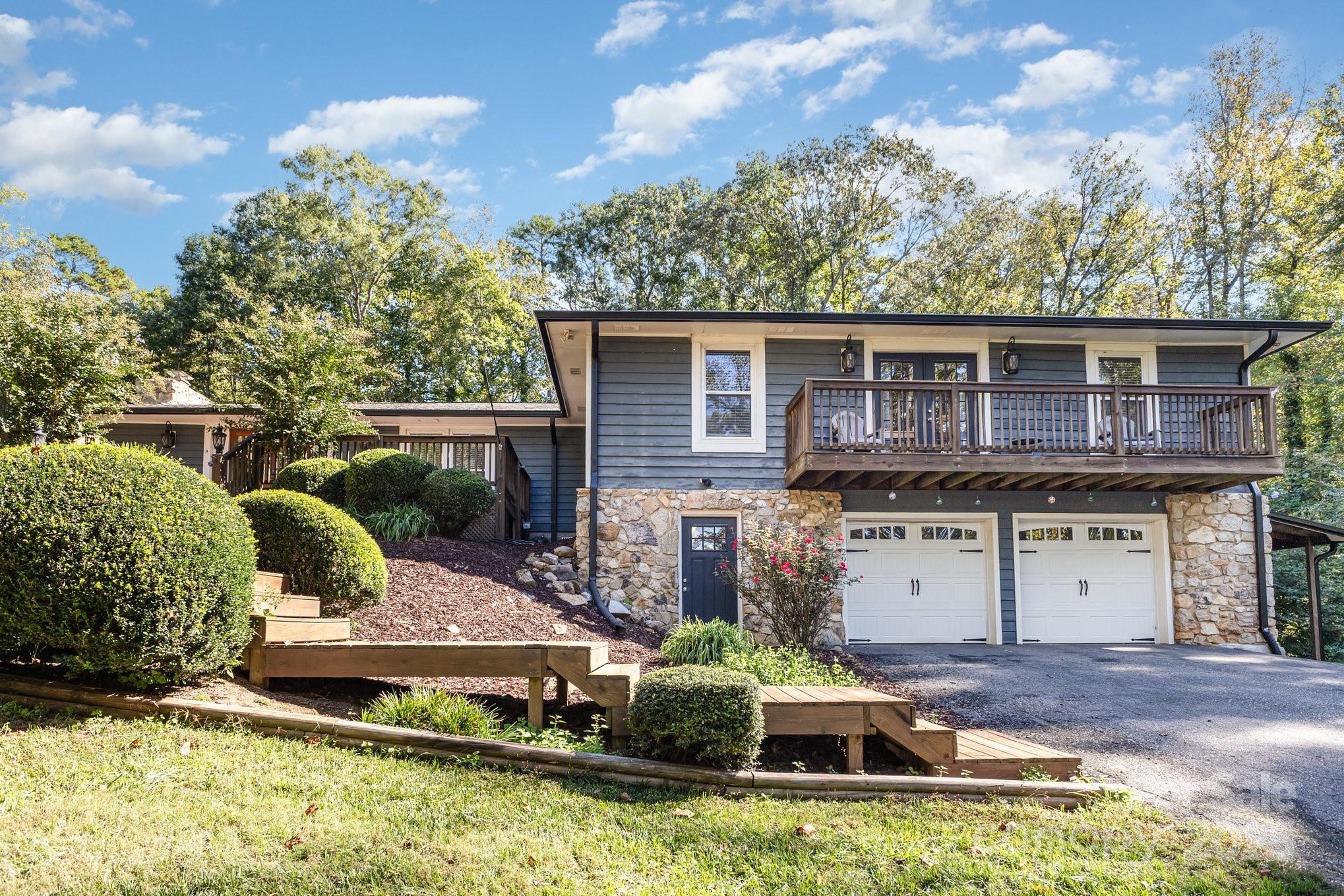 2913 Old Stage Road Property Photo 1