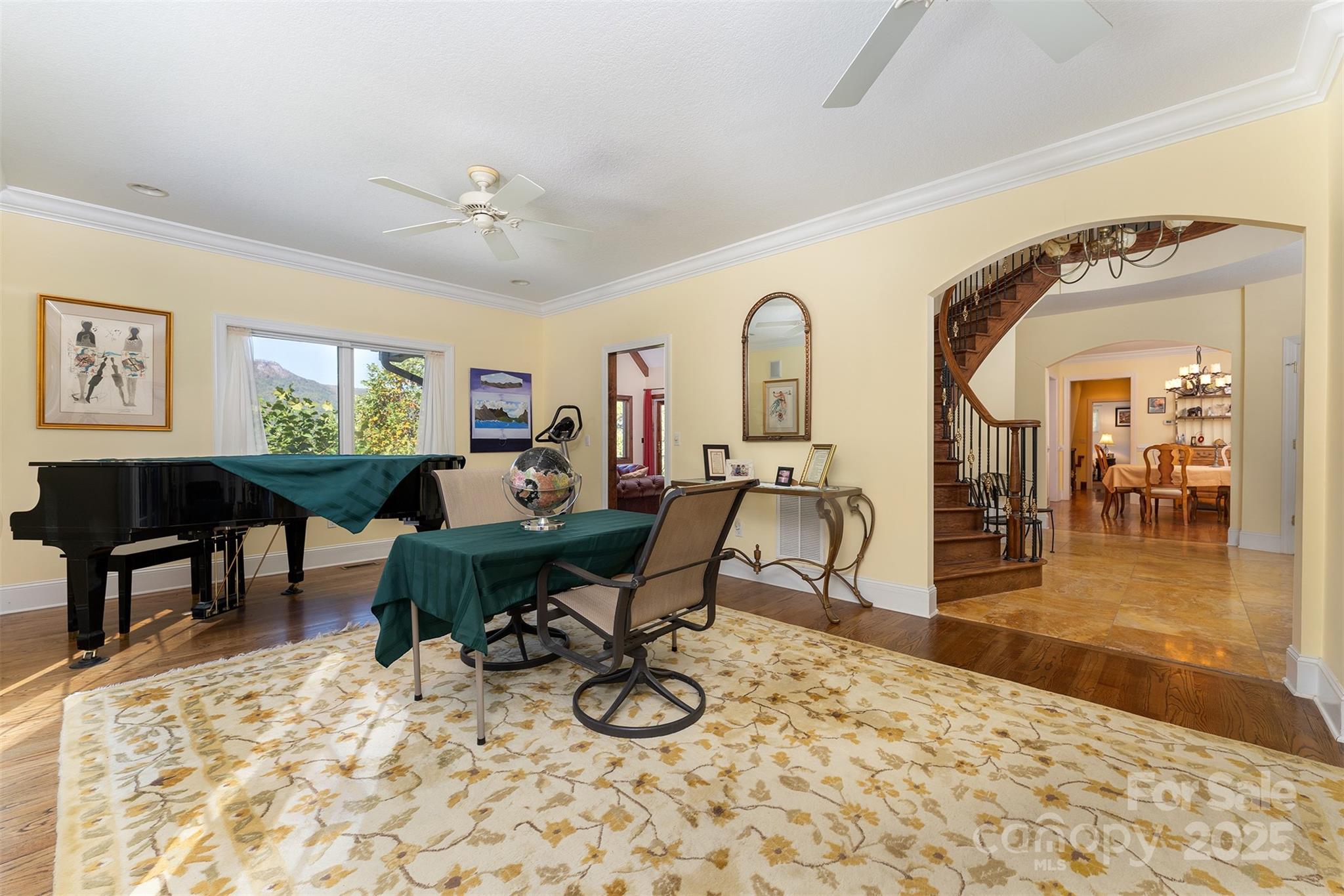 345 Hawks Nest Trail Property Photo 9