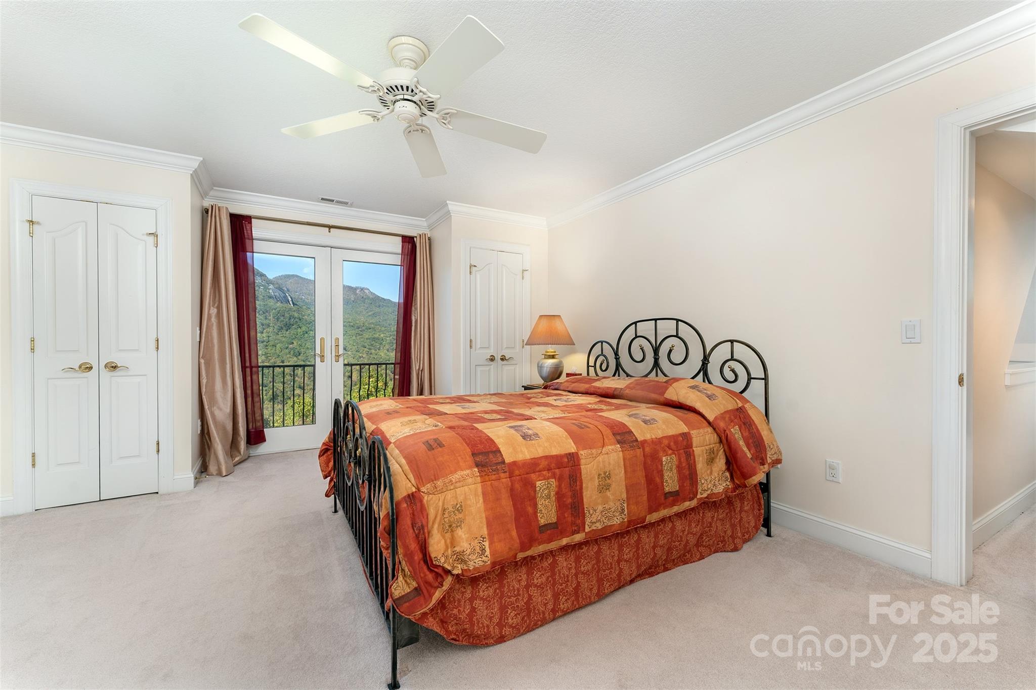 345 Hawks Nest Trail Property Photo 17