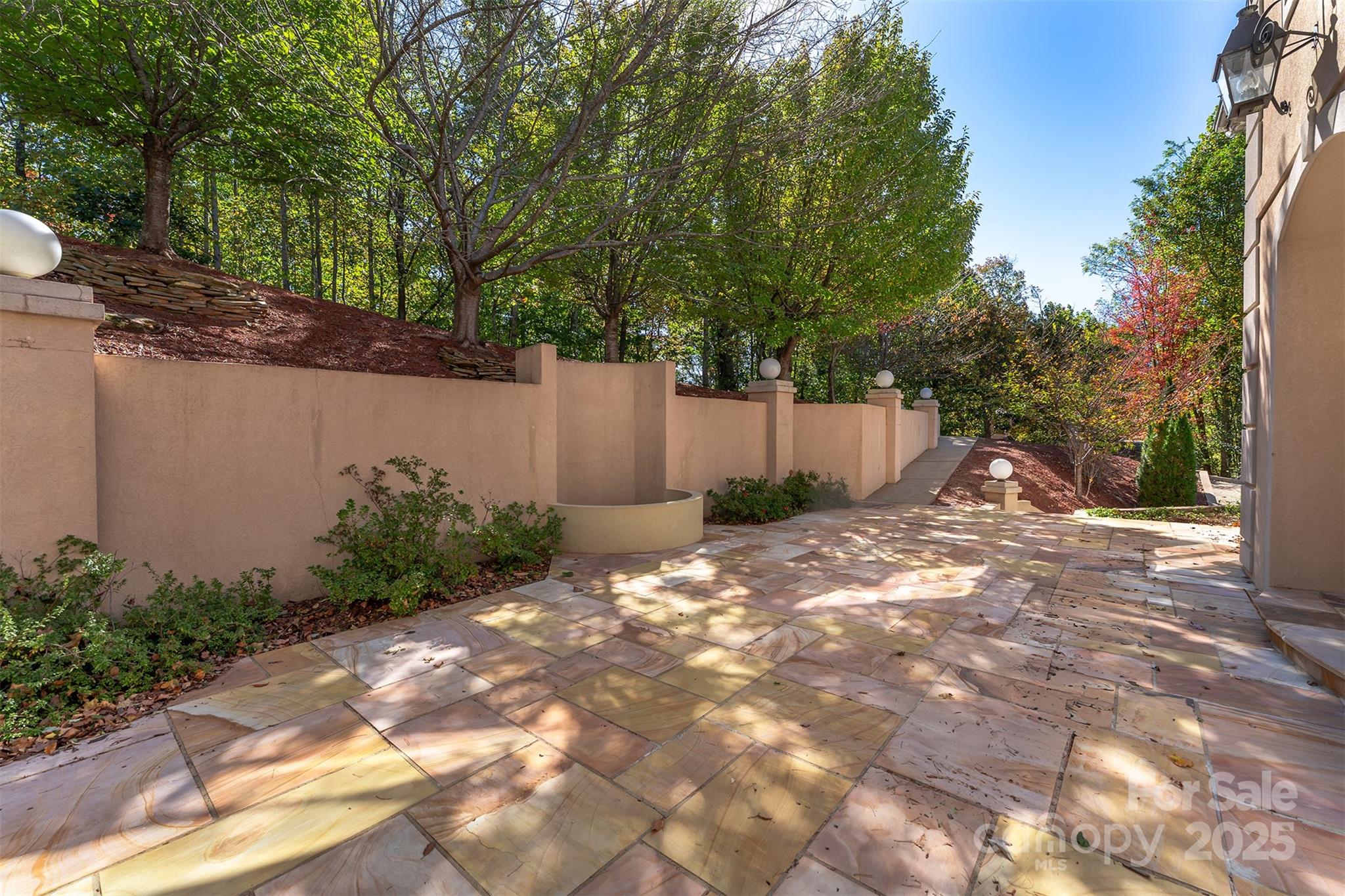 345 Hawks Nest Trail Property Photo 26
