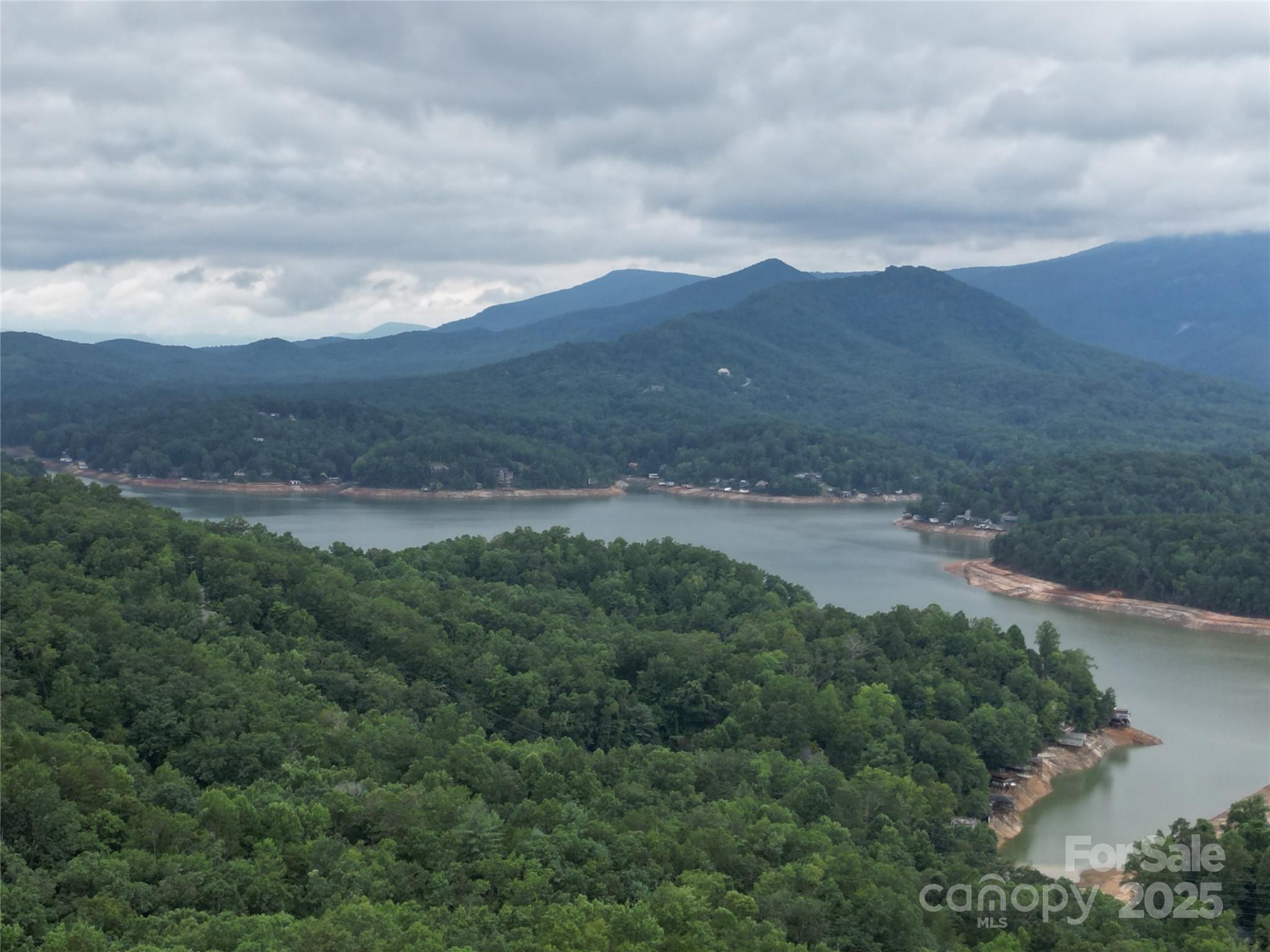 345 Hawks Nest Trail Property Photo 34