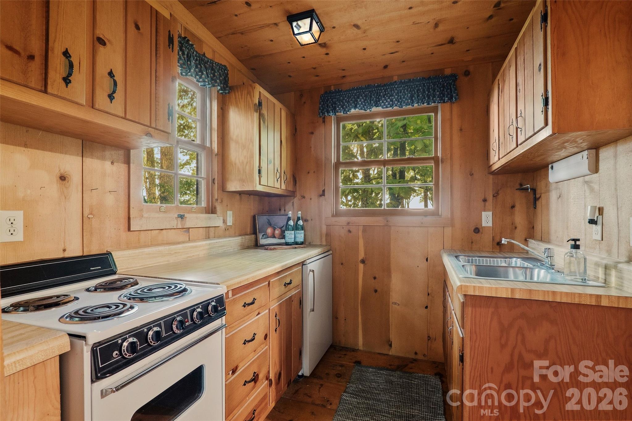 243 Ridgeline Drive Property Photo 38