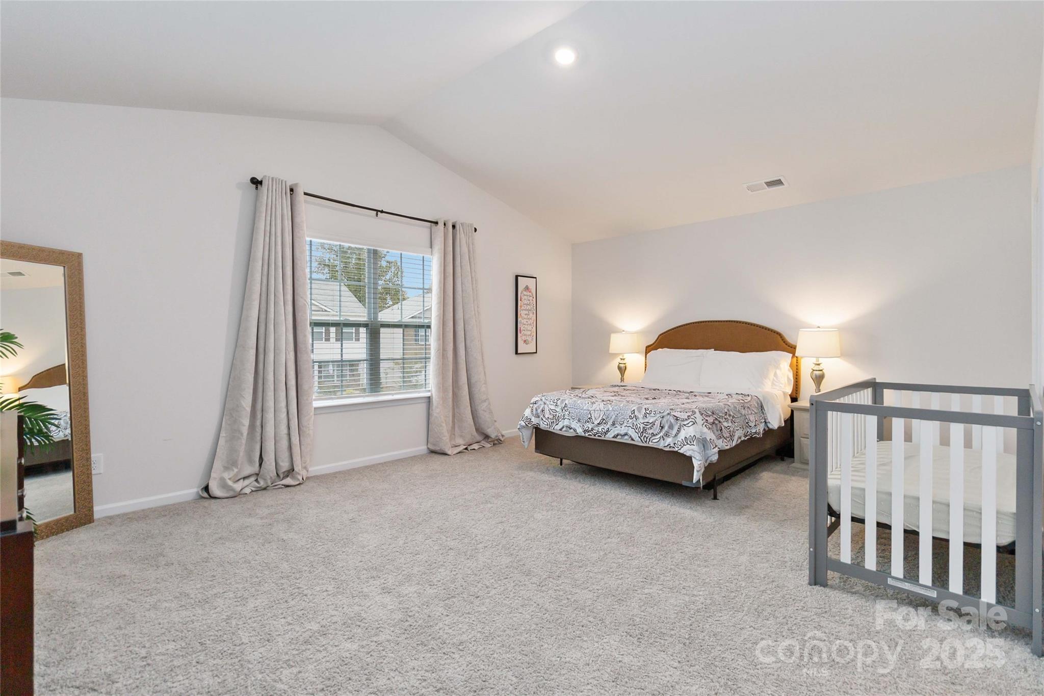 2147 Eastway Drive Property Photo 16