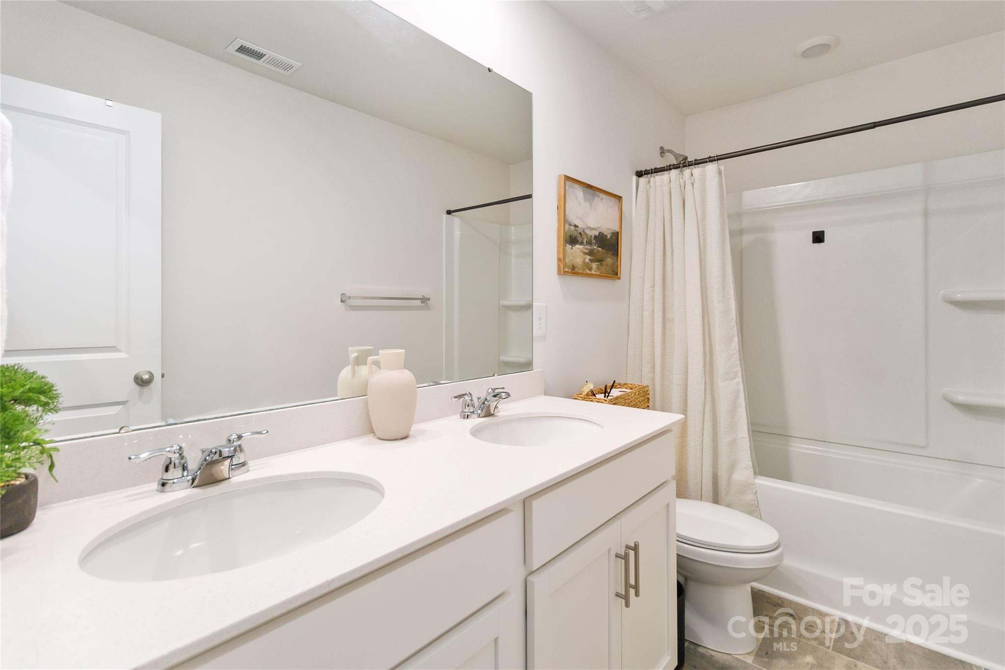 2147 Eastway Drive Property Photo 23