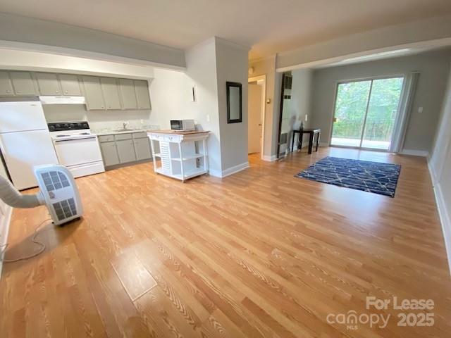 1617 Fulton Avenue A Property Photo 2