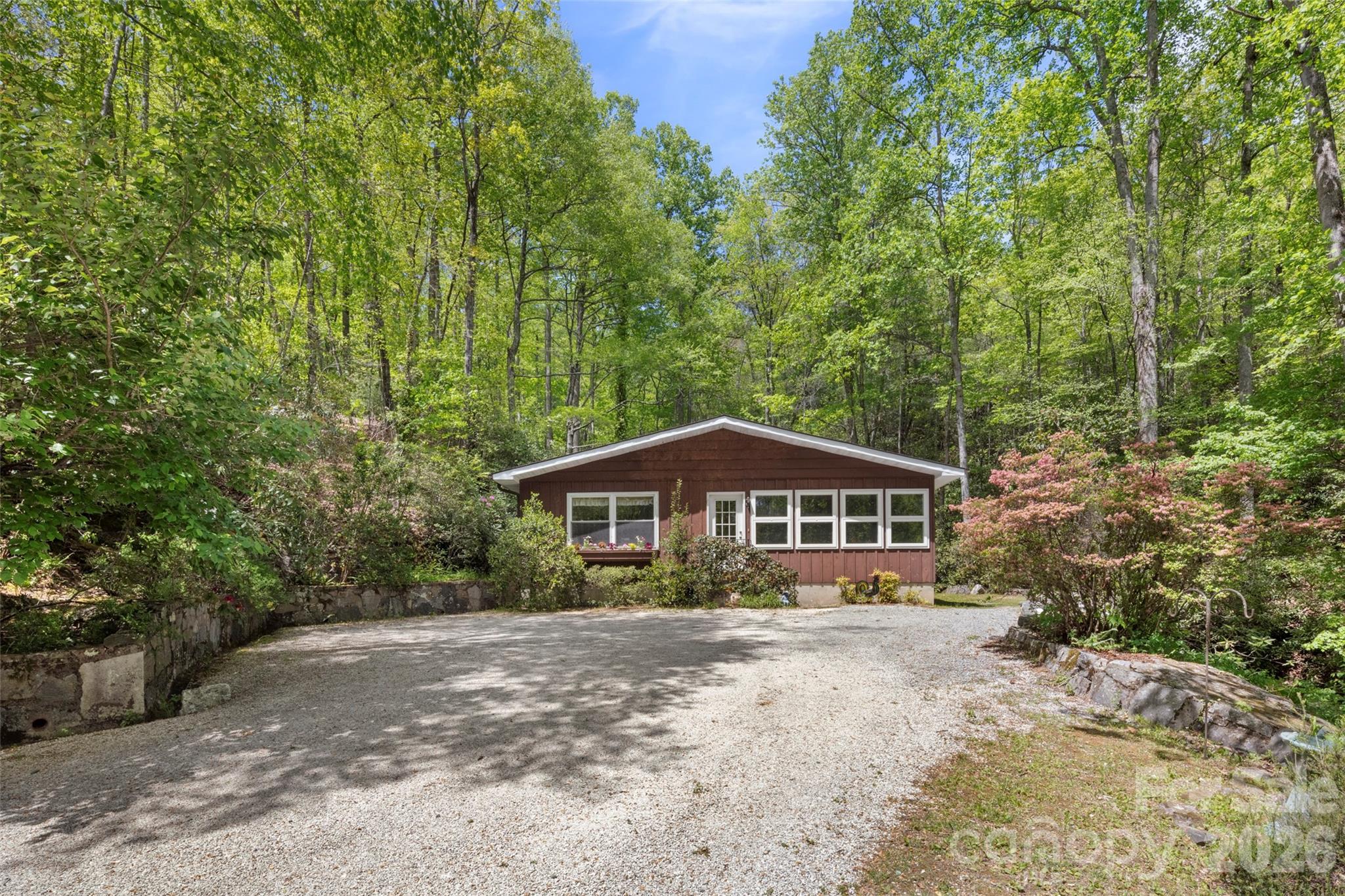 812 Crab Creek Road Property Photo 1