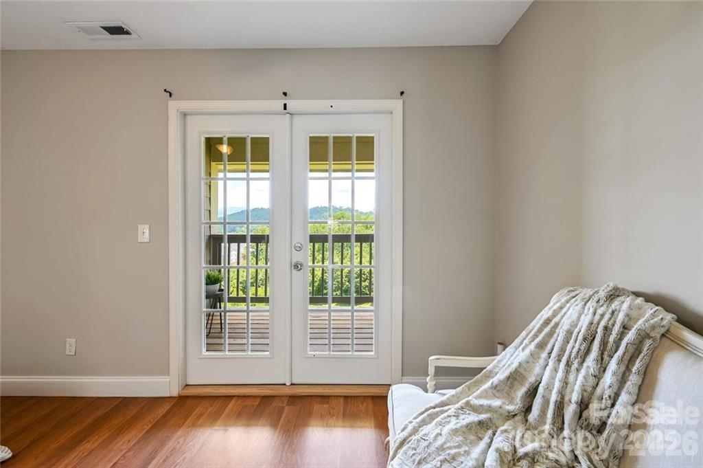 29 Rotunda Circle Property Photo 18