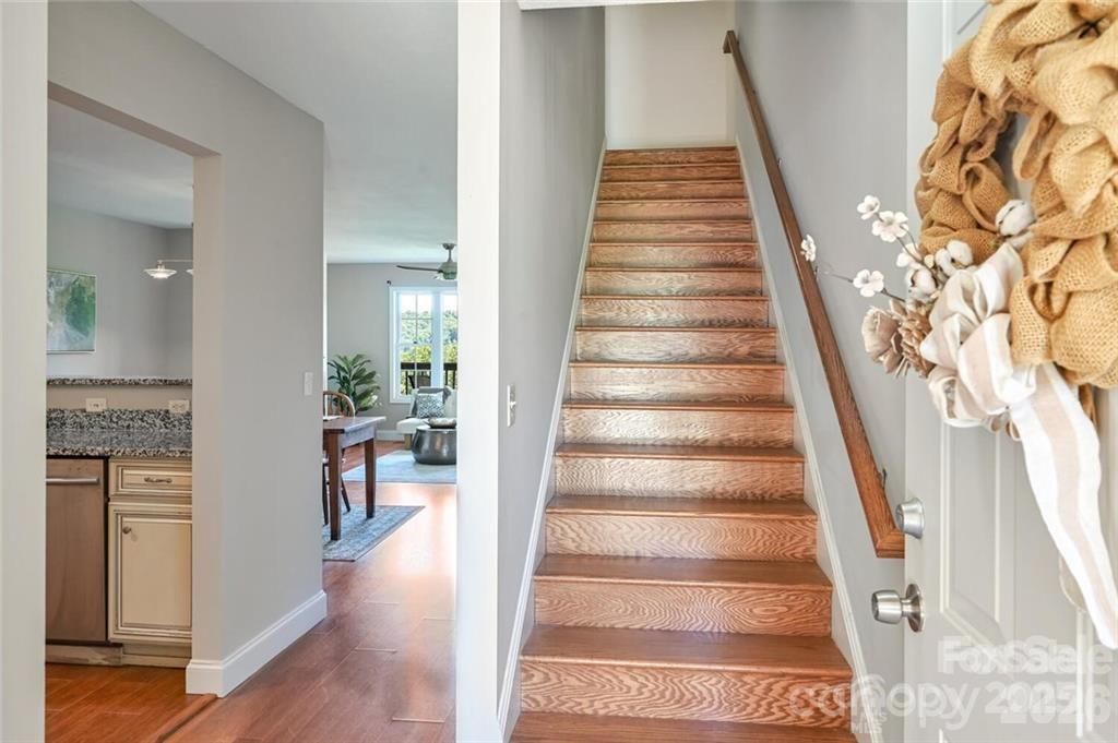 29 Rotunda Circle Property Photo 19