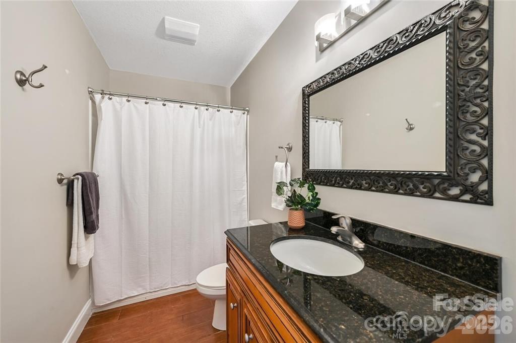 29 Rotunda Circle Property Photo 21