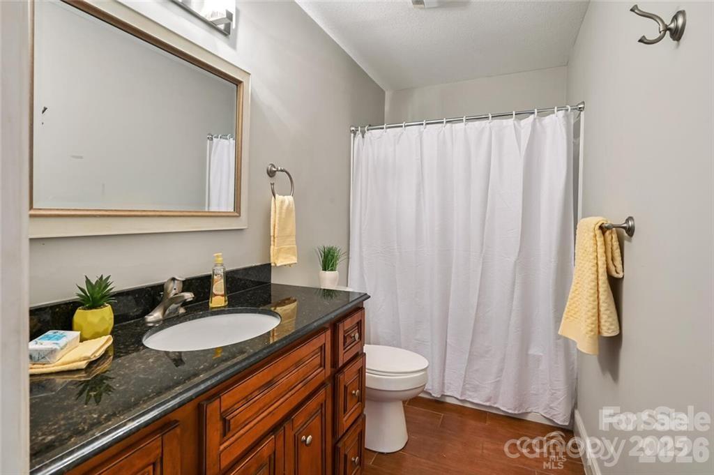 29 Rotunda Circle Property Photo 22