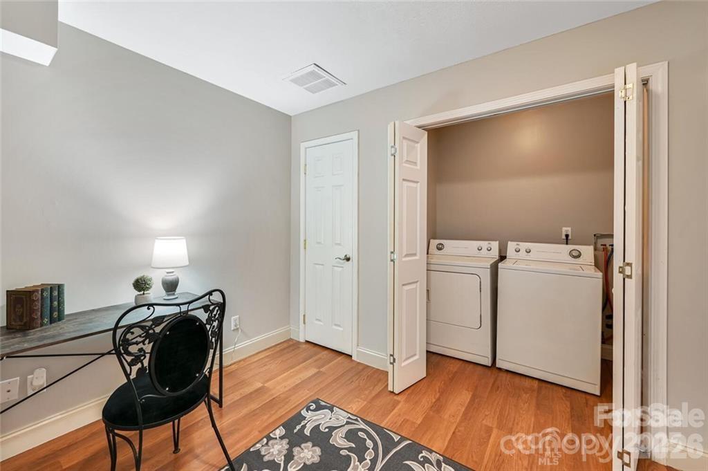 29 Rotunda Circle Property Photo 26