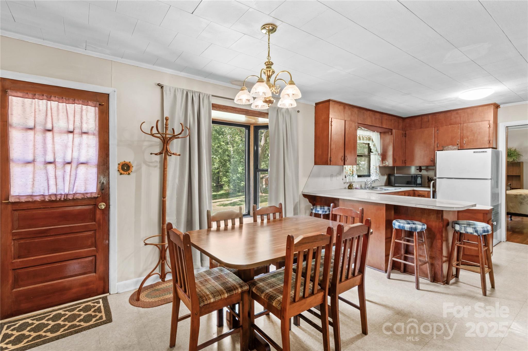265 Rocky River Road Property Photo 6