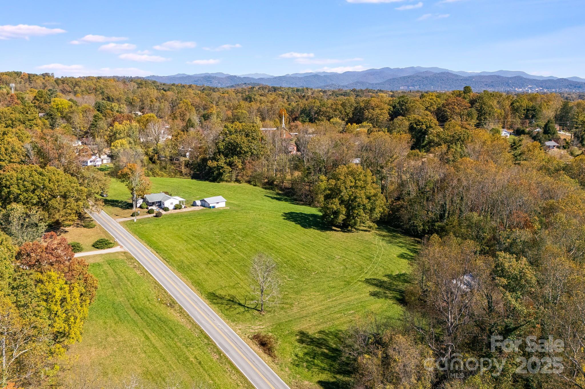 180 Holbrook Road Property Photo 1