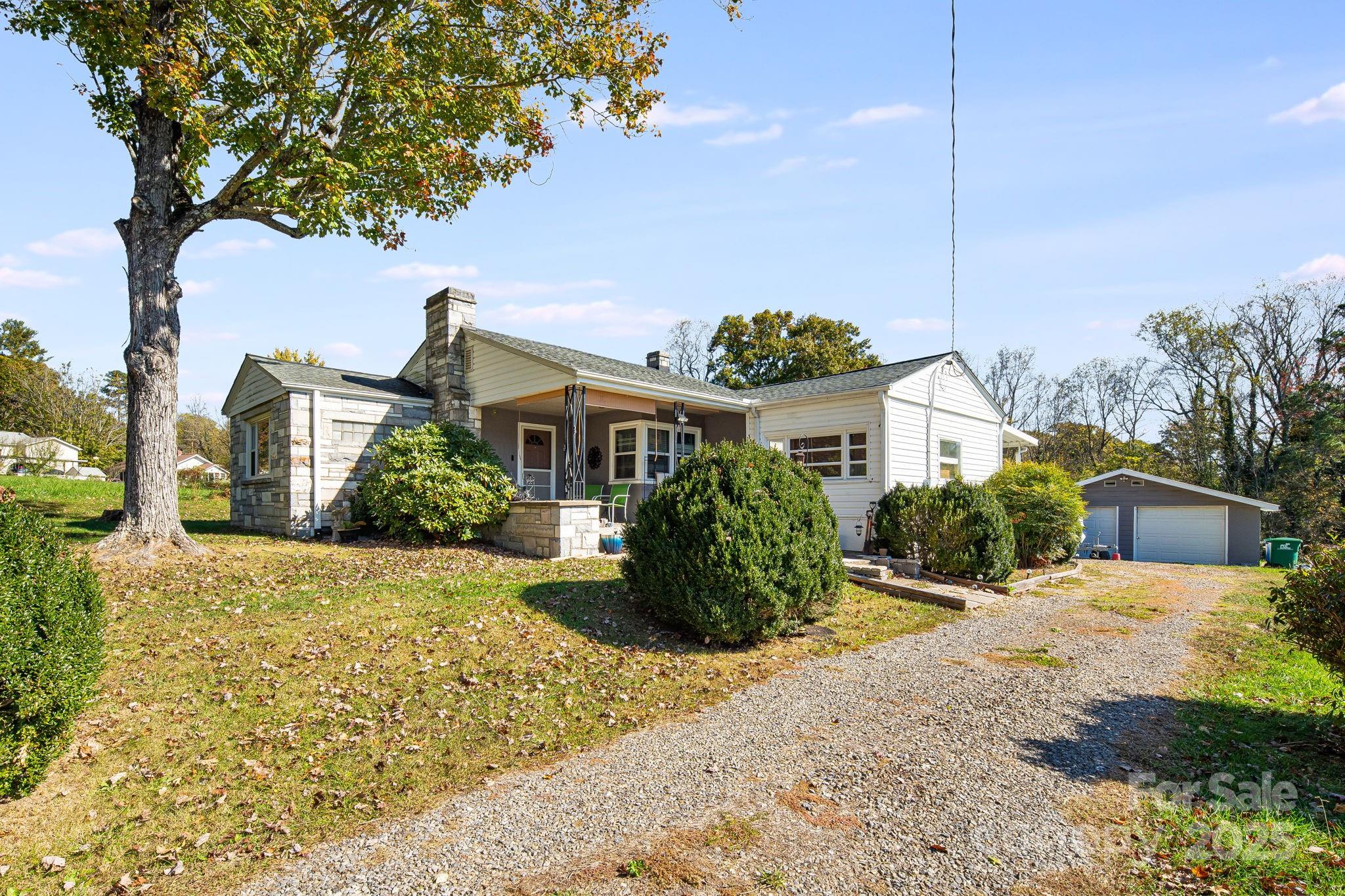 180 Holbrook Road Property Photo 9