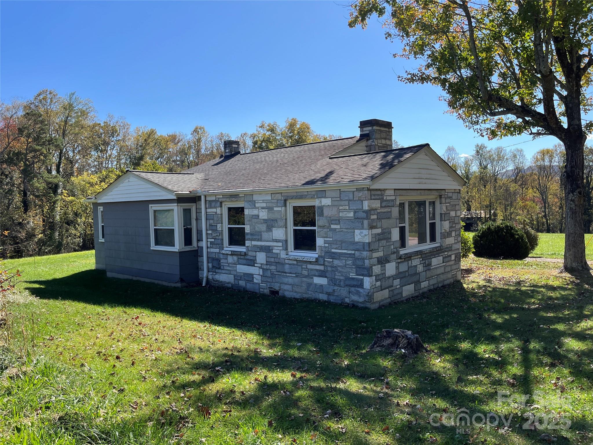 180 Holbrook Road Property Photo 17