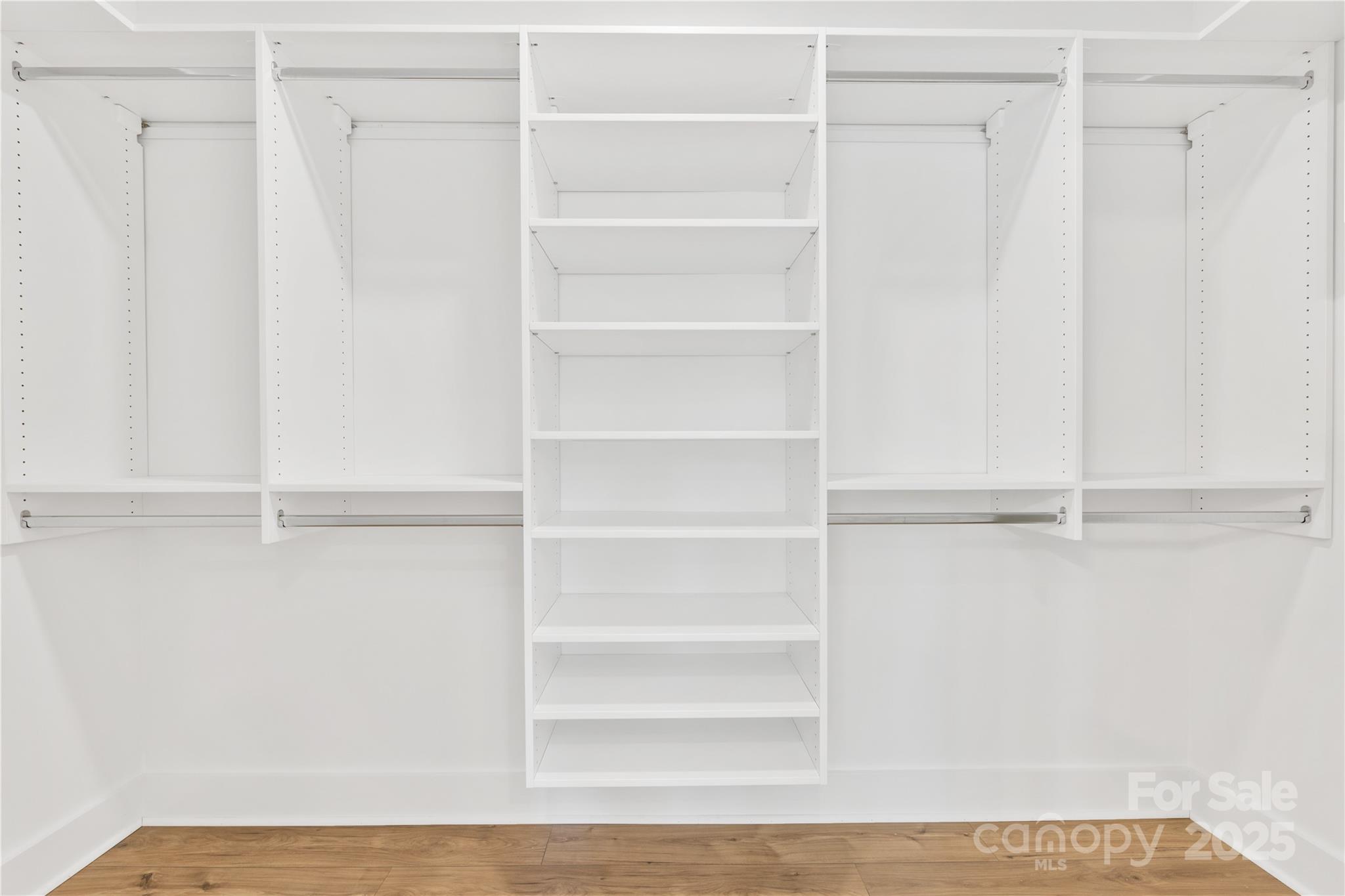 1871 Lynmore Drive Property Photo 14