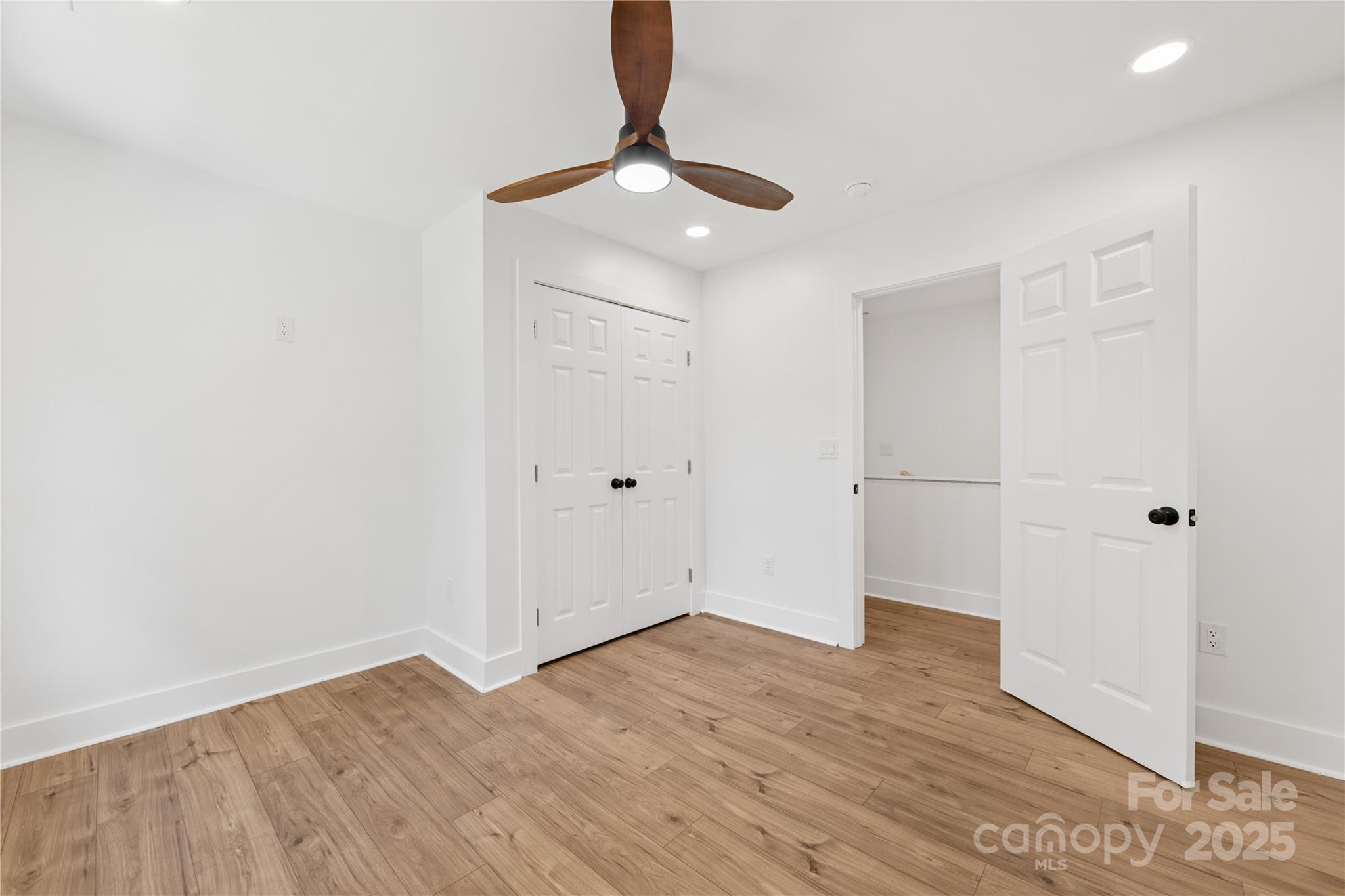 1871 Lynmore Drive Property Photo 29