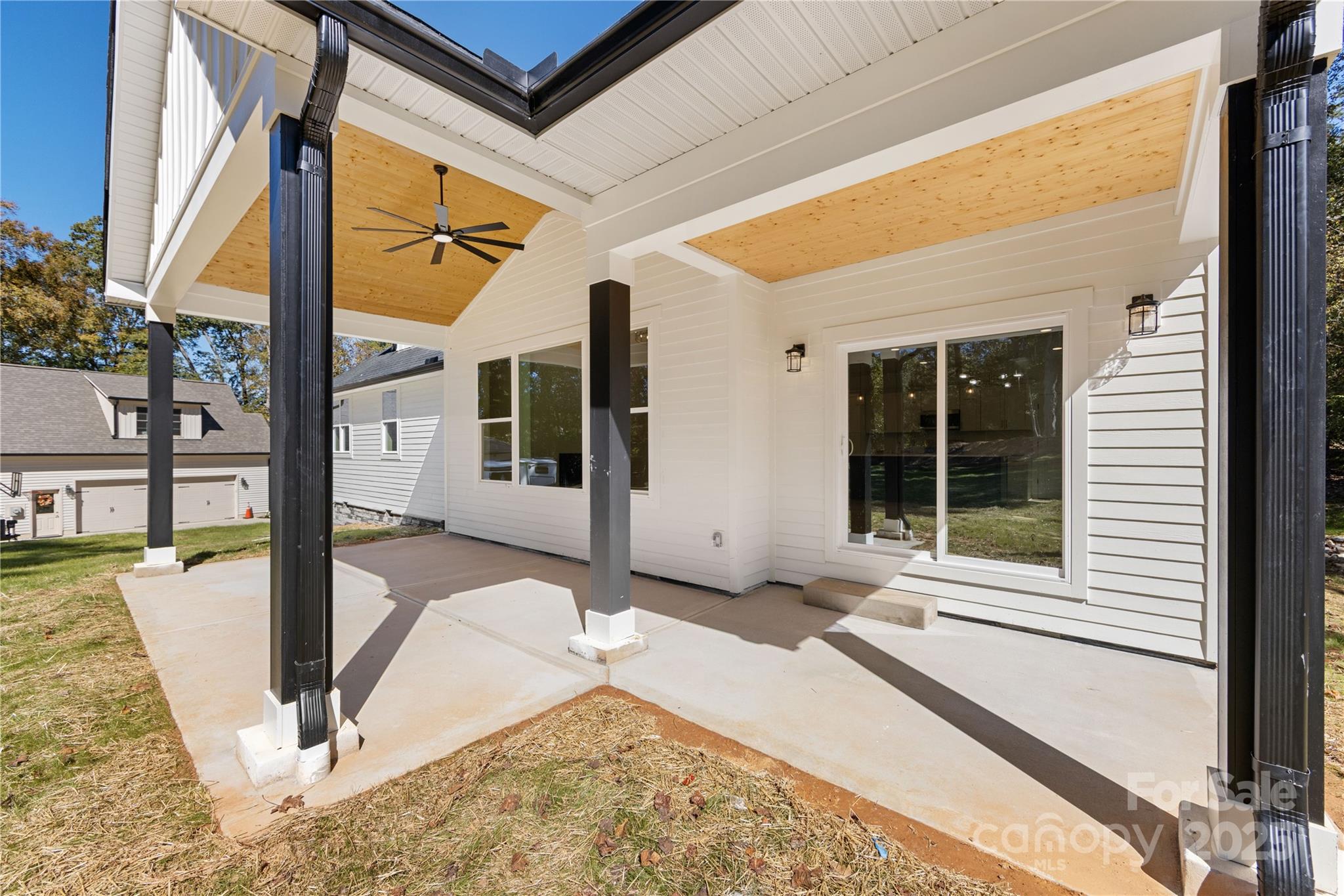 1871 Lynmore Drive Property Photo 37