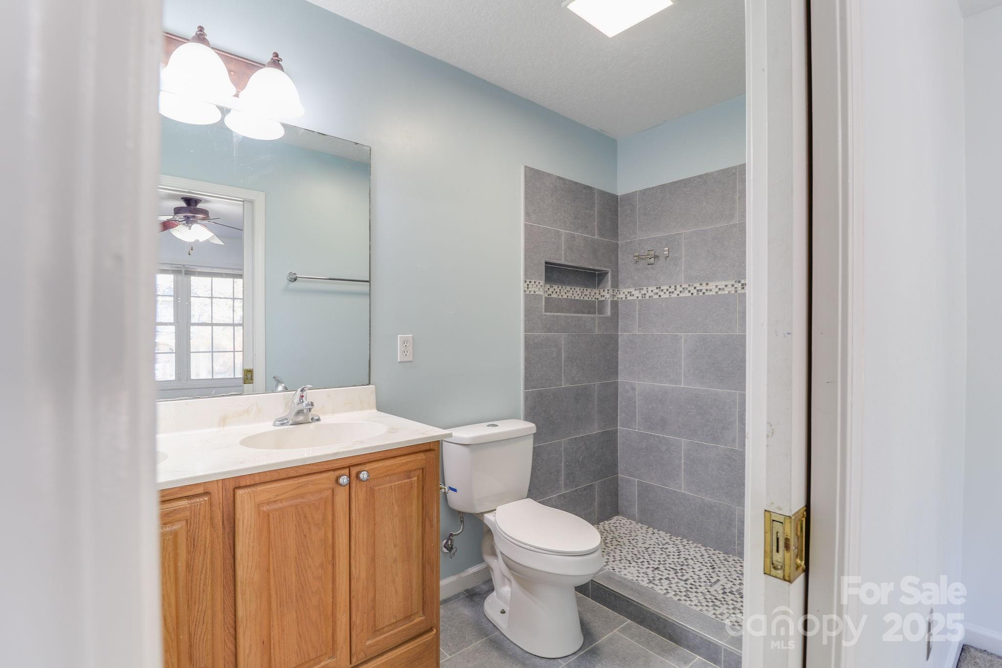 16 Aberdeen Drive Property Photo 5