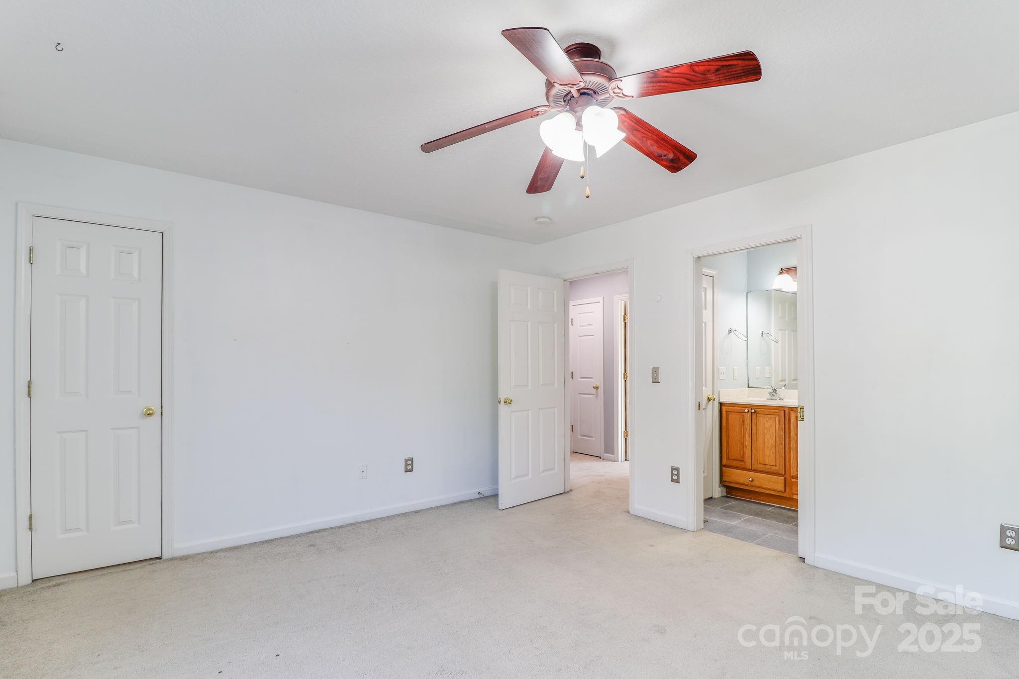 16 Aberdeen Drive Property Photo 21