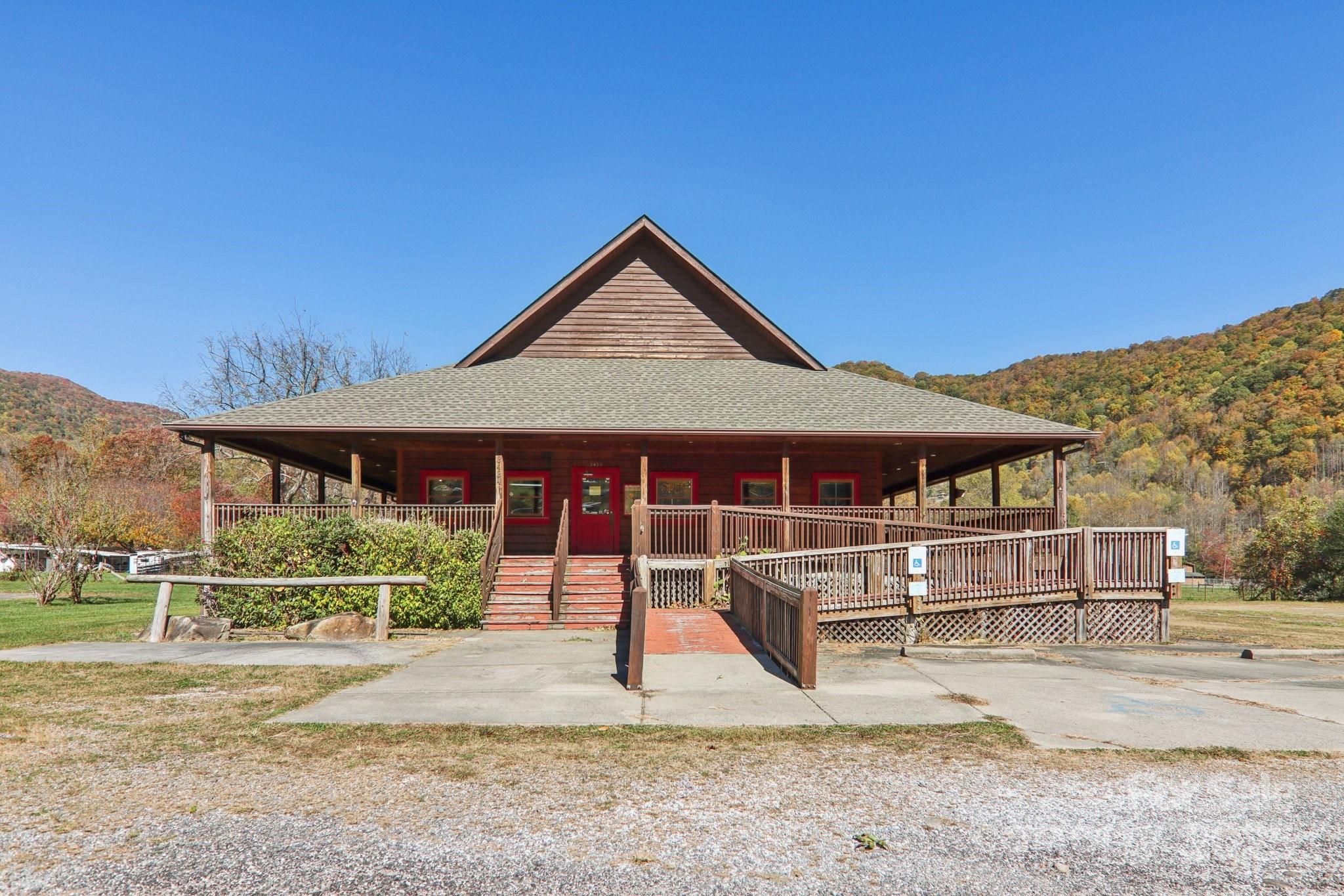 3434 Soco Road Property Photo 4