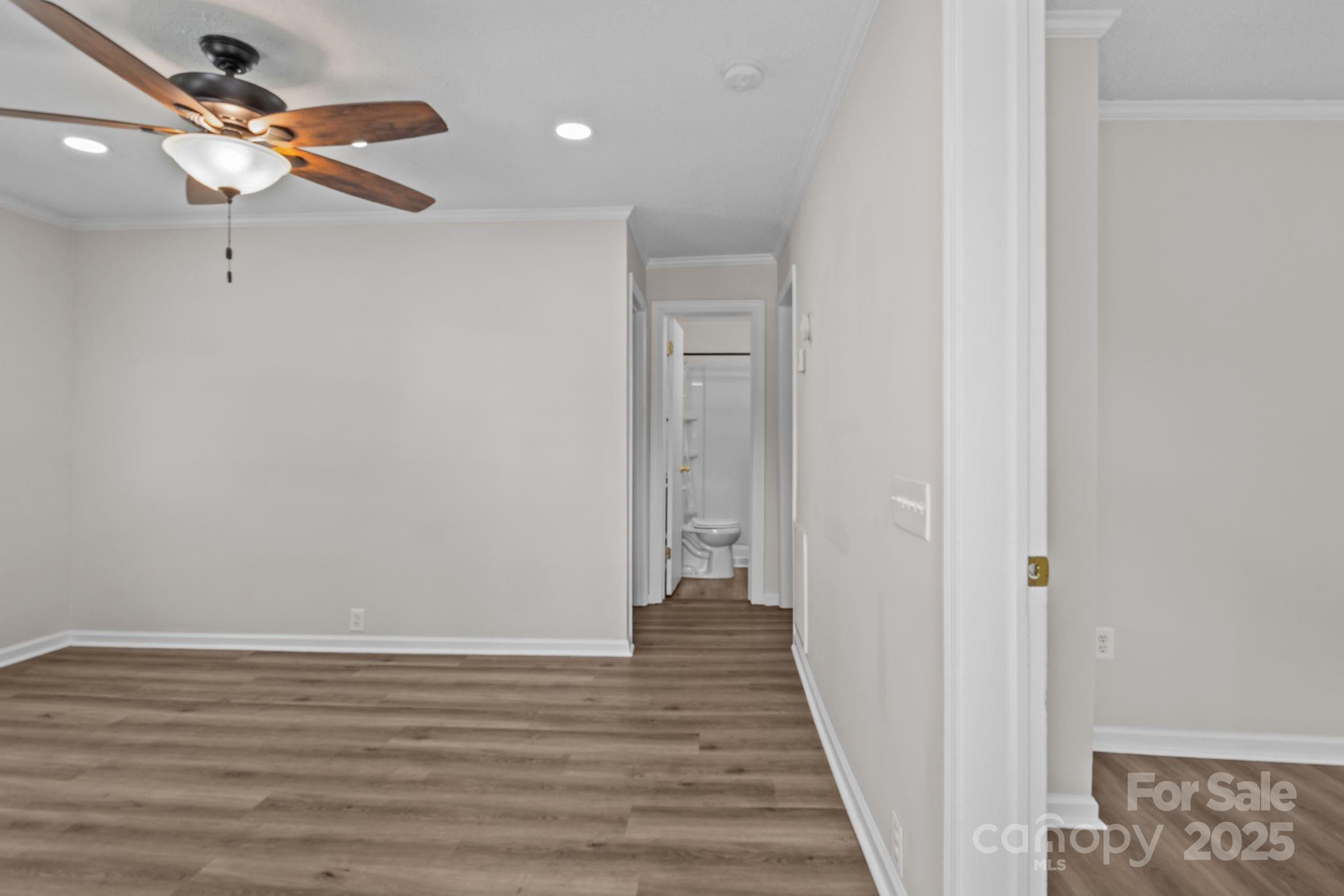 1004 Plymouth Street Property Photo 6