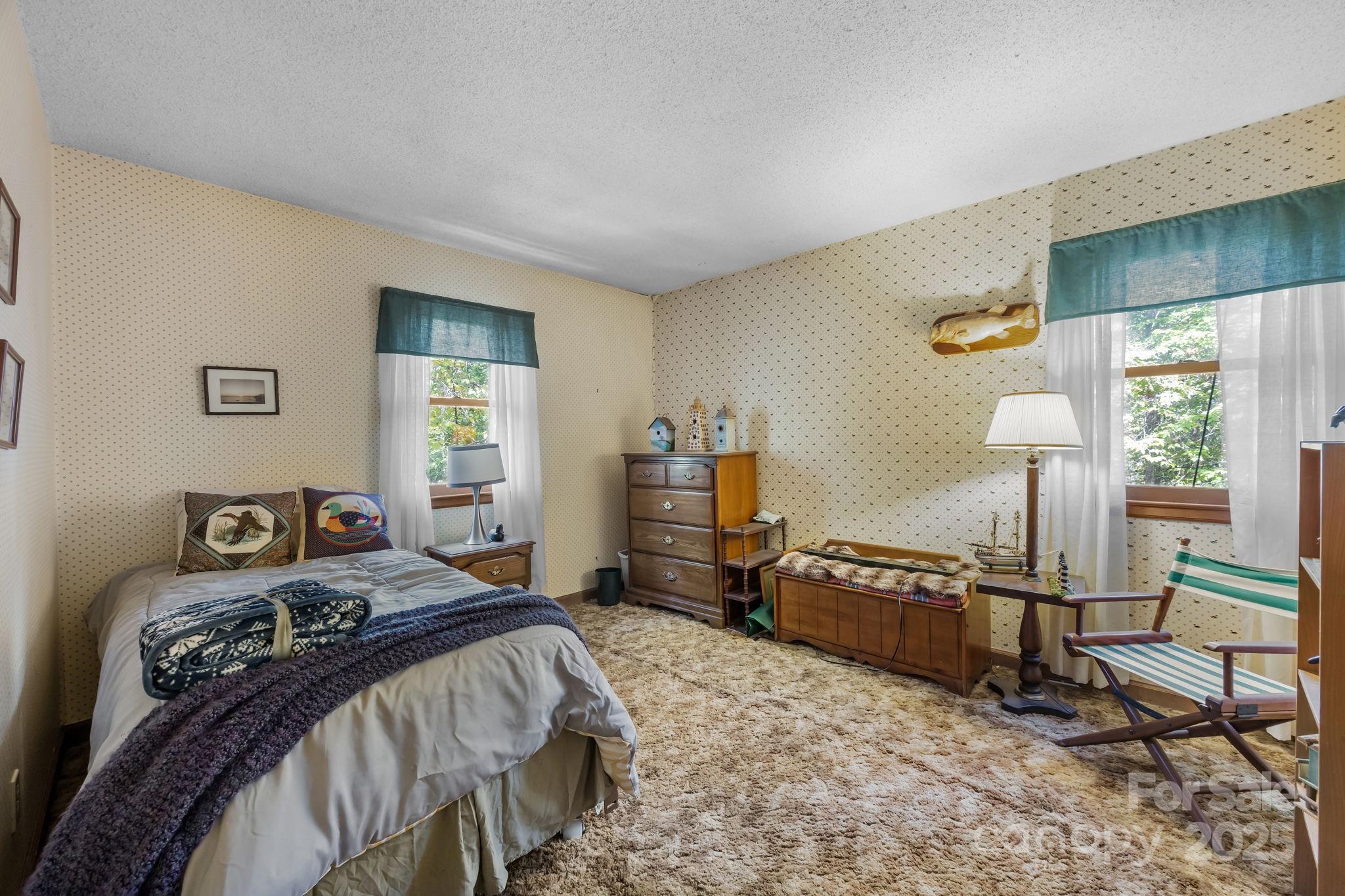 9915 Cherokee Trail Property Photo 5