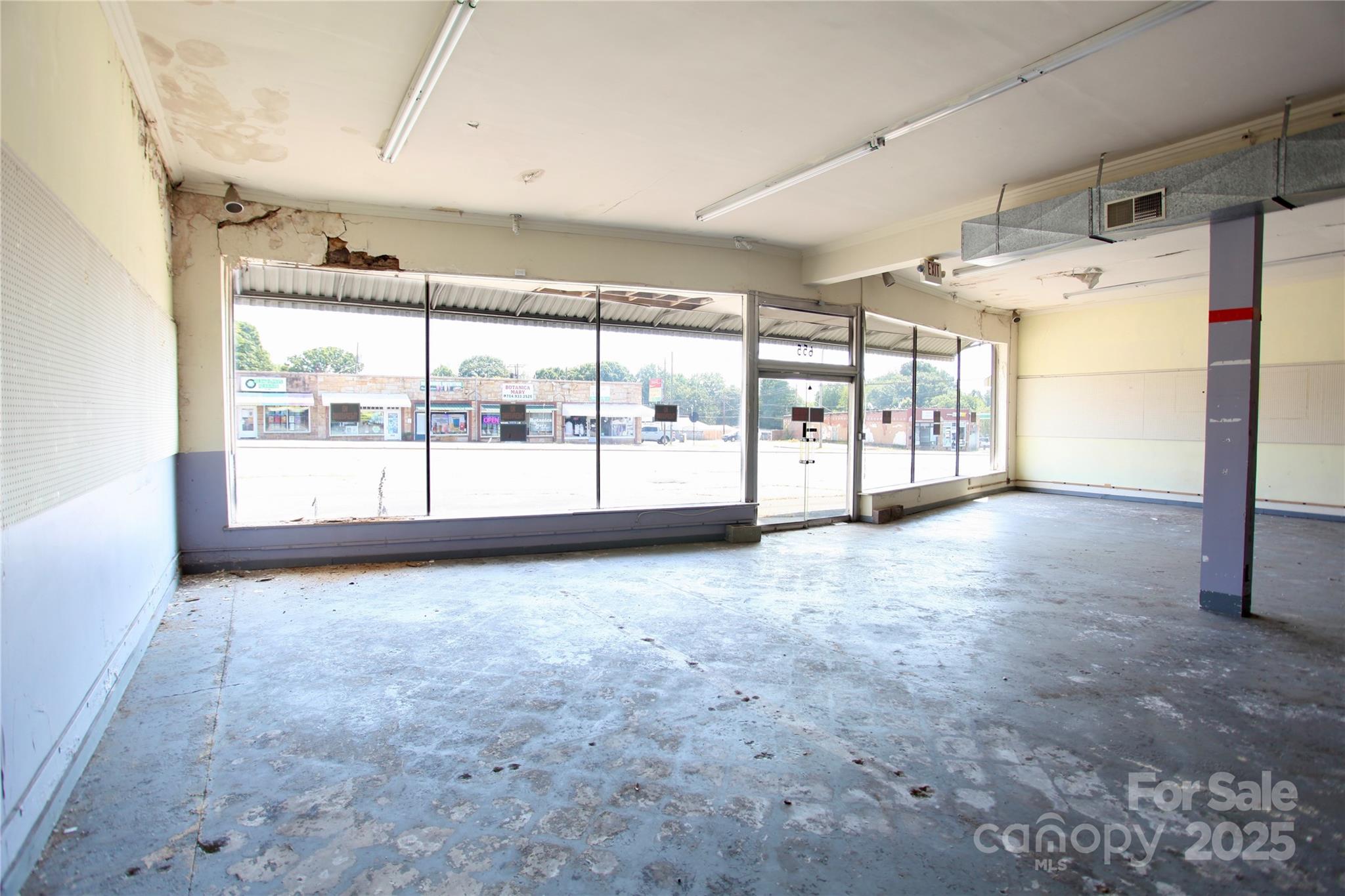 655, 651 N Cannon Boulevard Property Photo 13