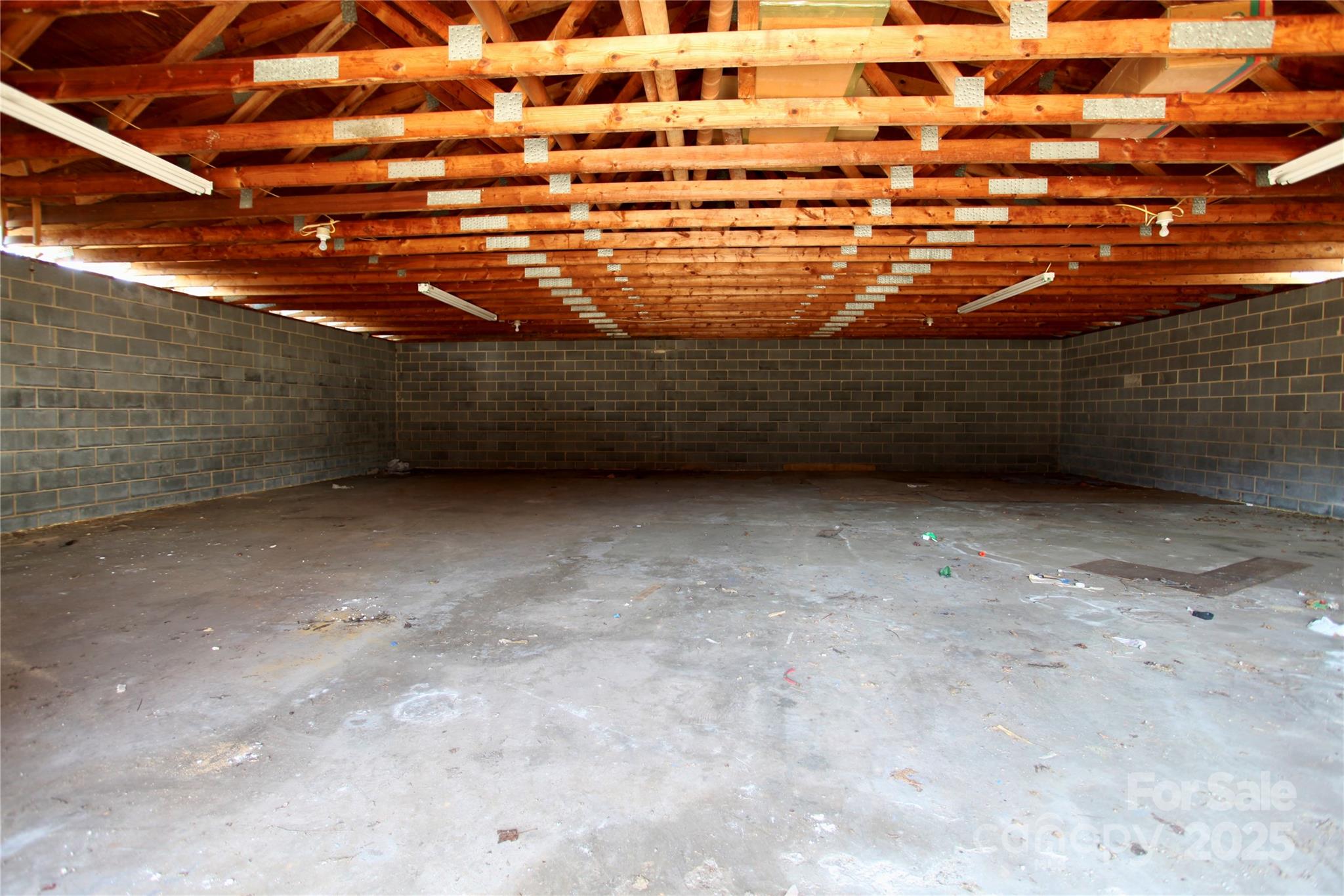 655, 651 N Cannon Boulevard Property Photo 15