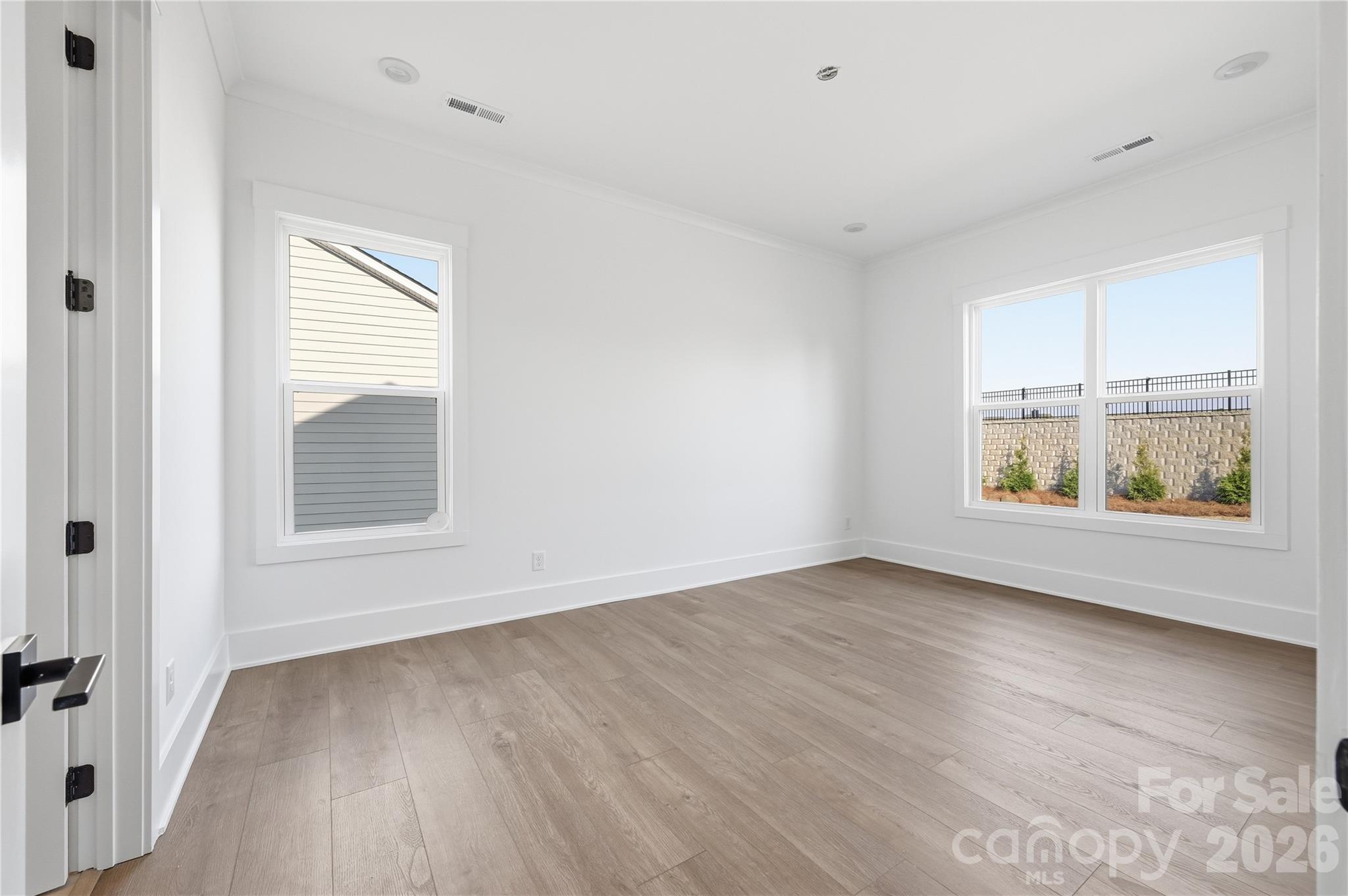 1081 Pinecone Avenue 213 Property Photo 12