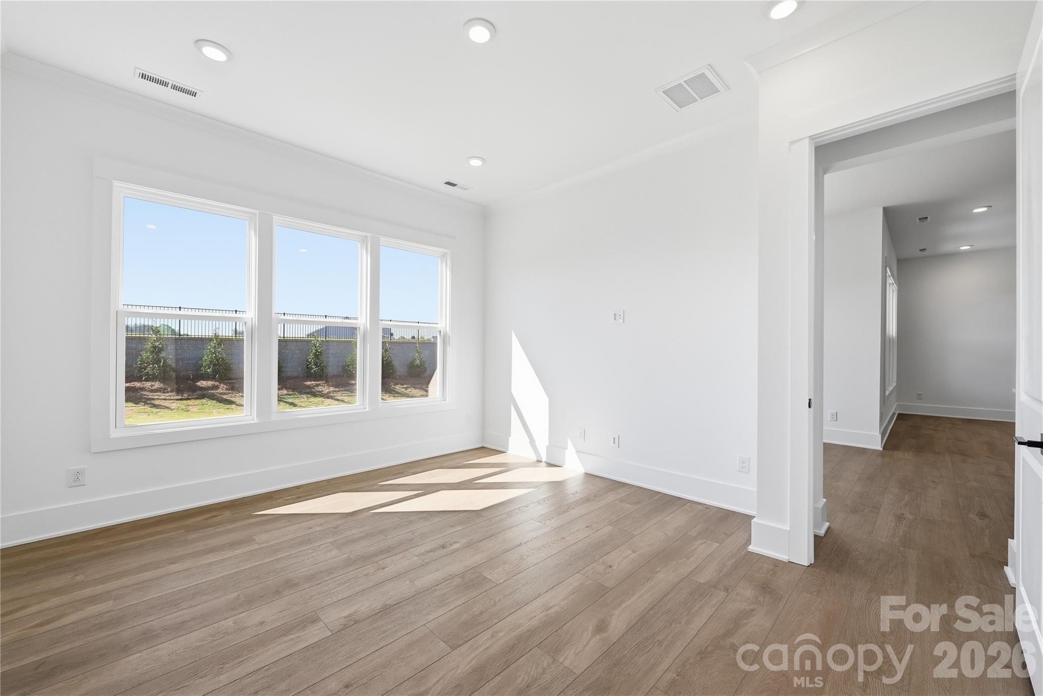 1049 Pinecone Avenue 218 Property Photo 16