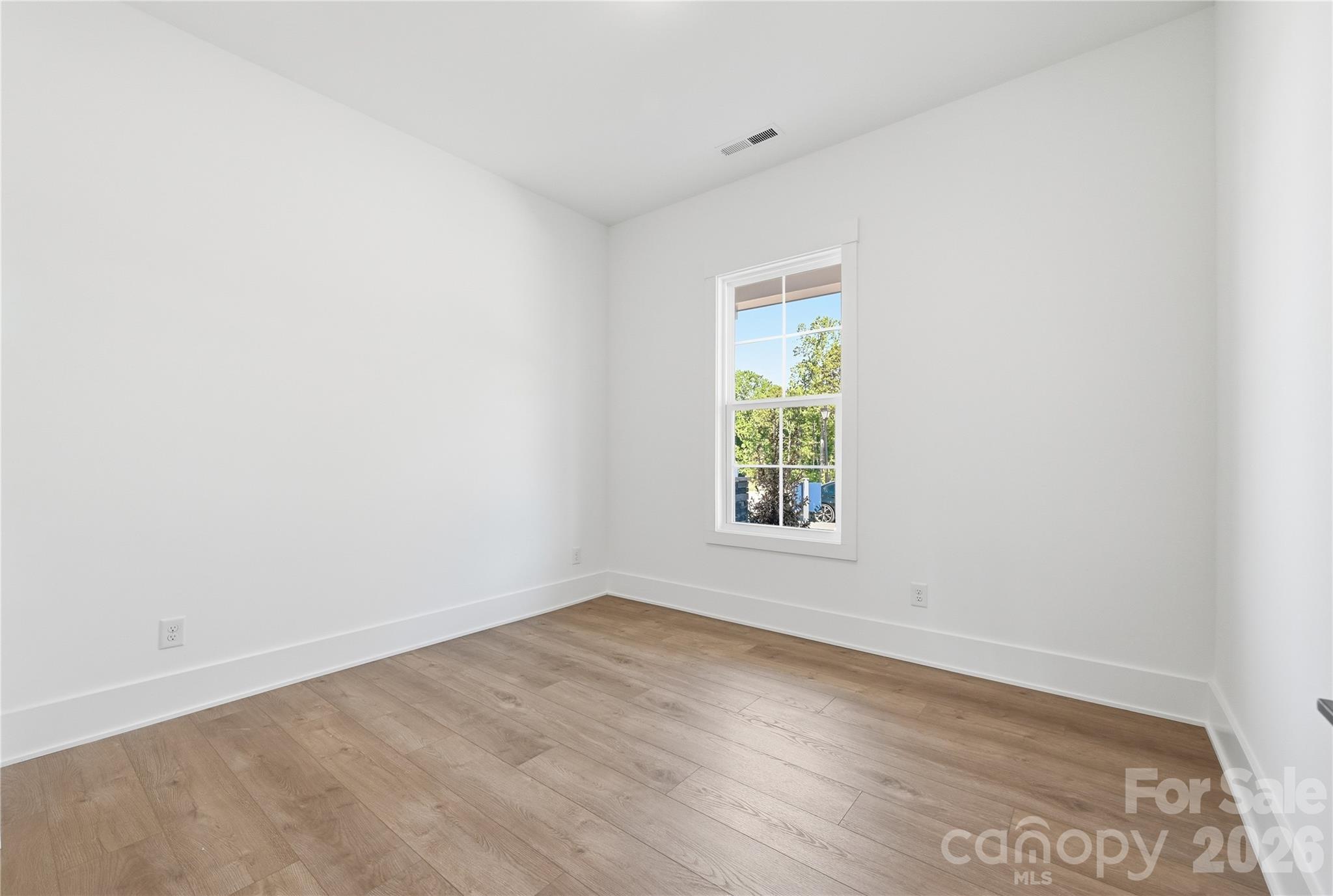 1049 Pinecone Avenue 218 Property Photo 22