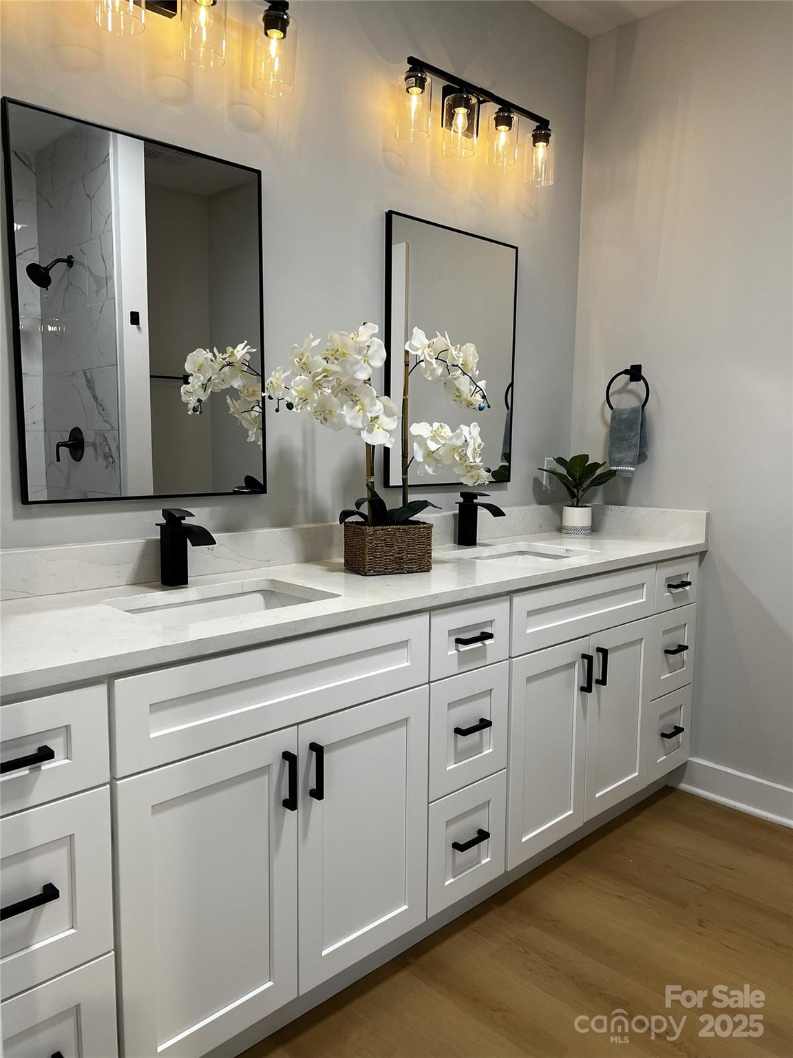 502 S Skyland Drive Property Photo 13