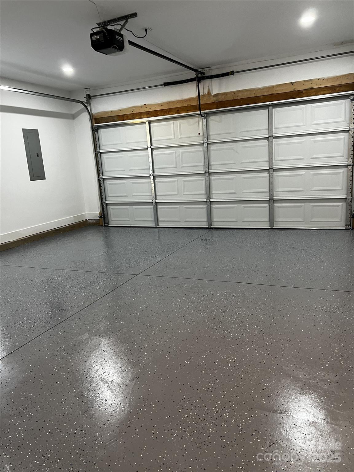 502 S Skyland Drive Property Photo 20