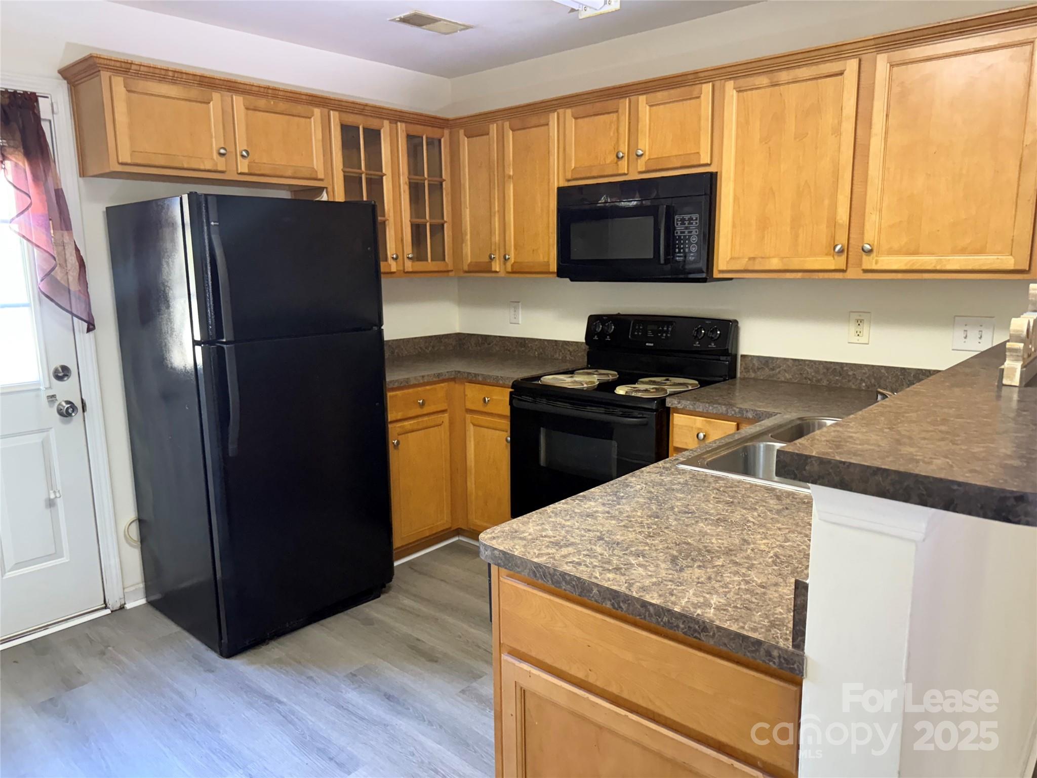 639 Fawnborough Court Property Photo 2