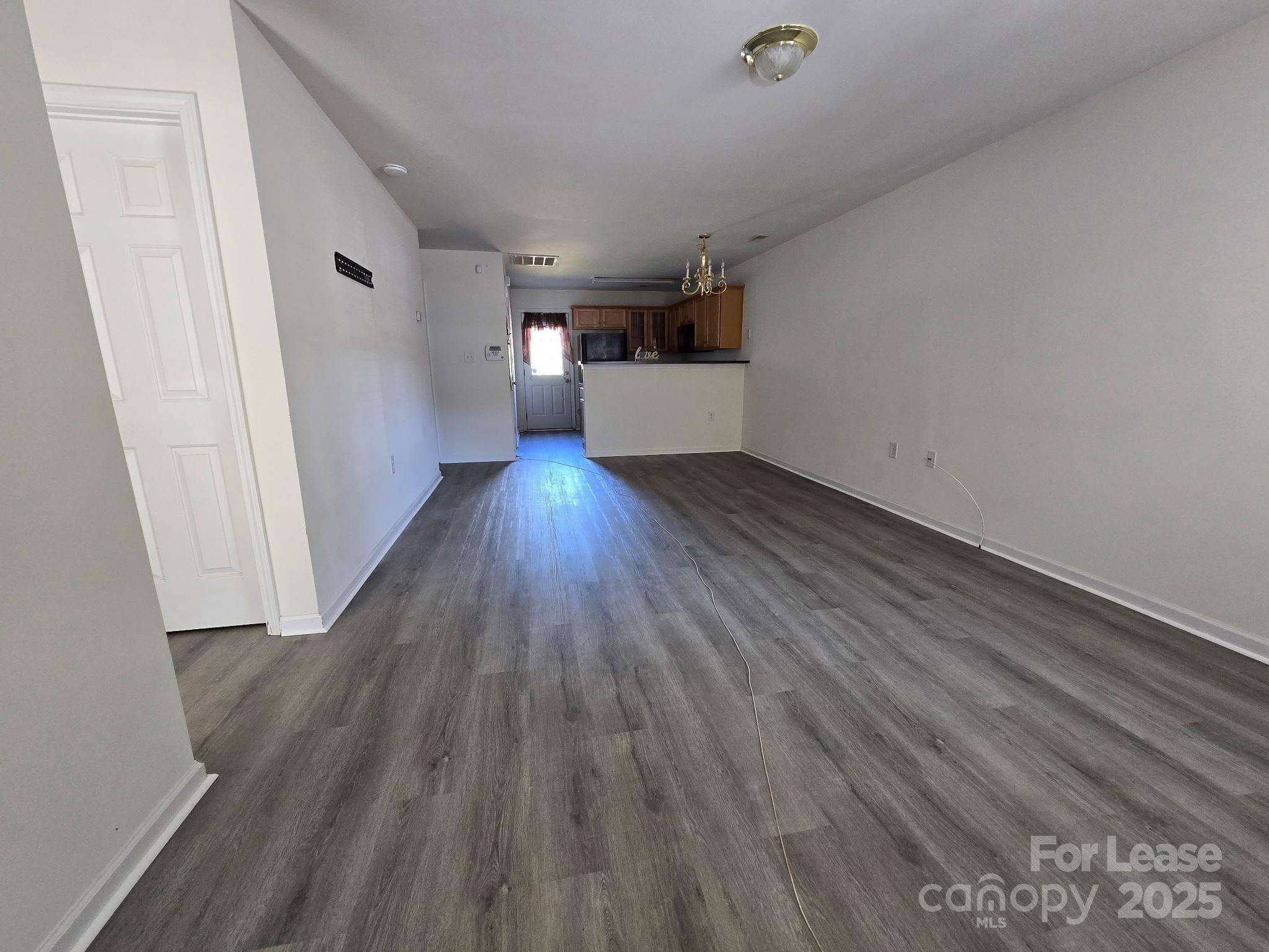 639 Fawnborough Court Property Photo 3