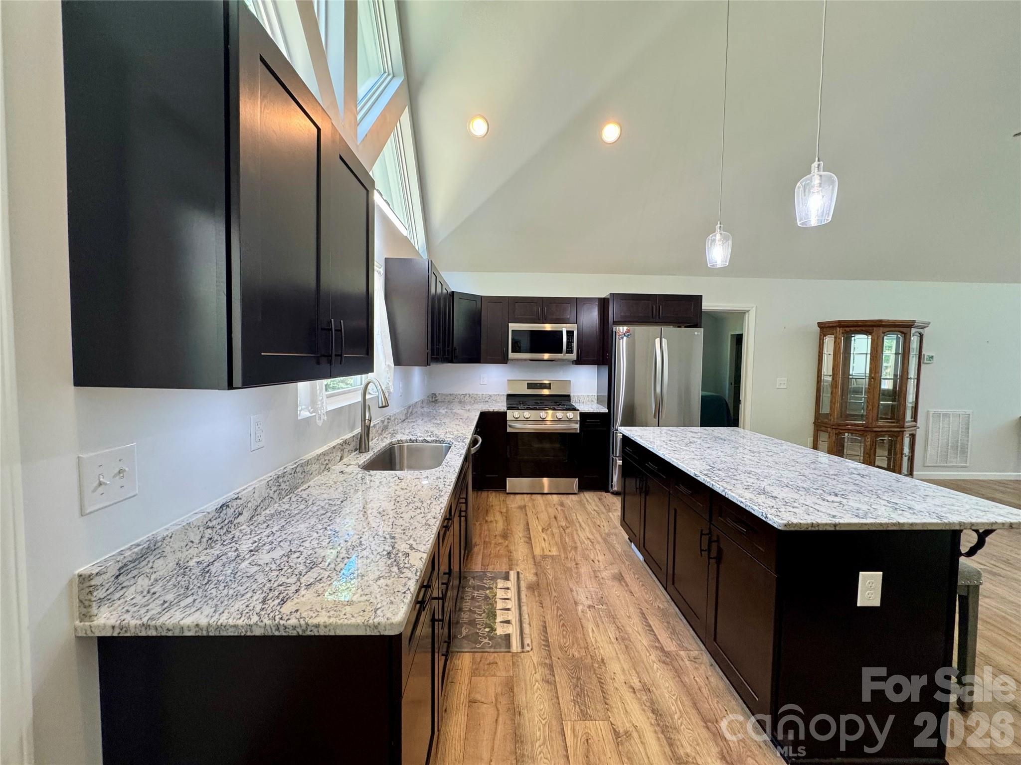 109 Beech Tree Lane Property Photo 6