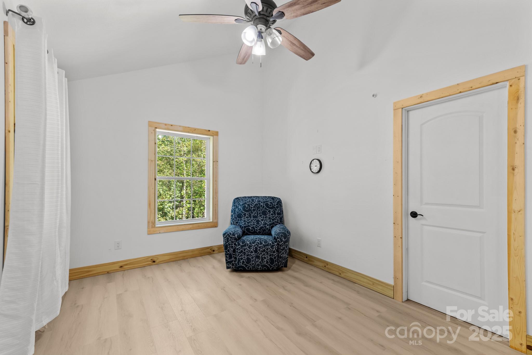 1036 Williamsburg Drive Property Photo 20