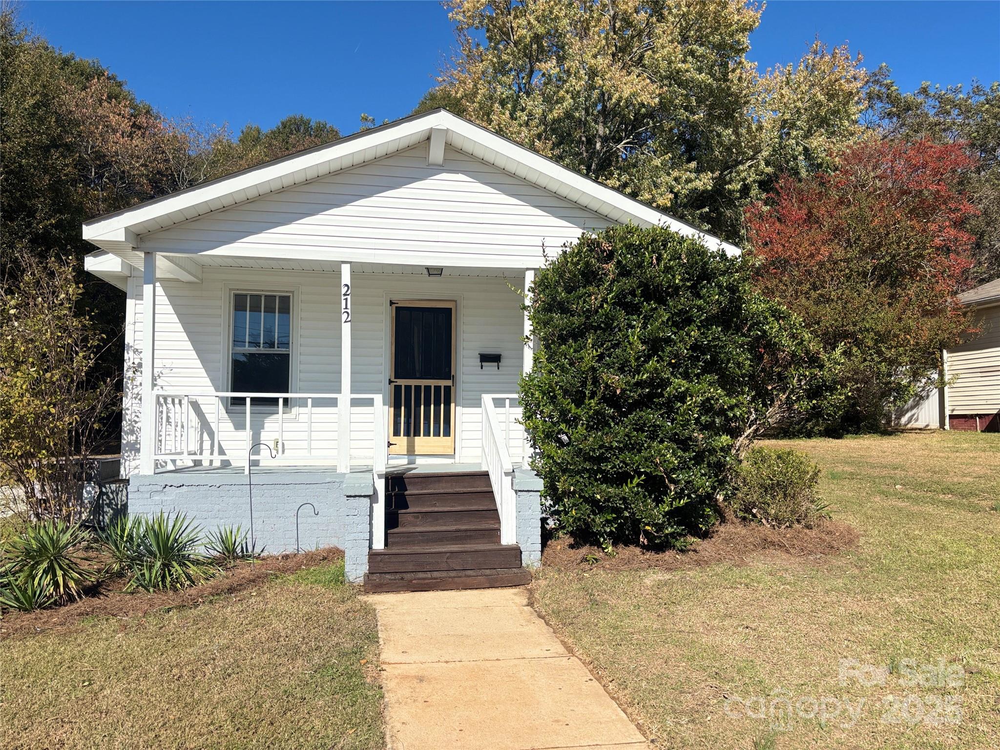212 Kimball Street Property Photo 1