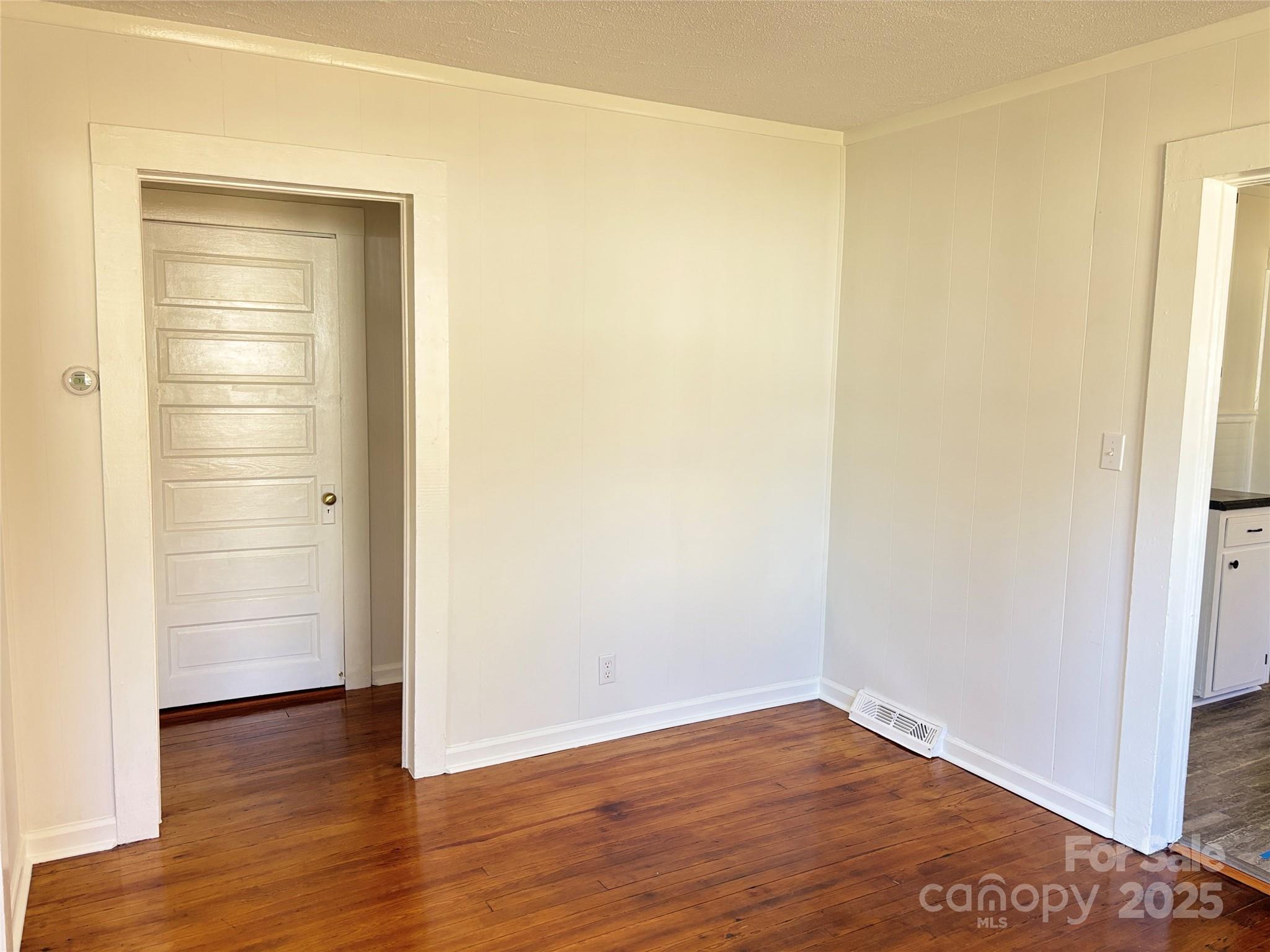 212 Kimball Street Property Photo 7