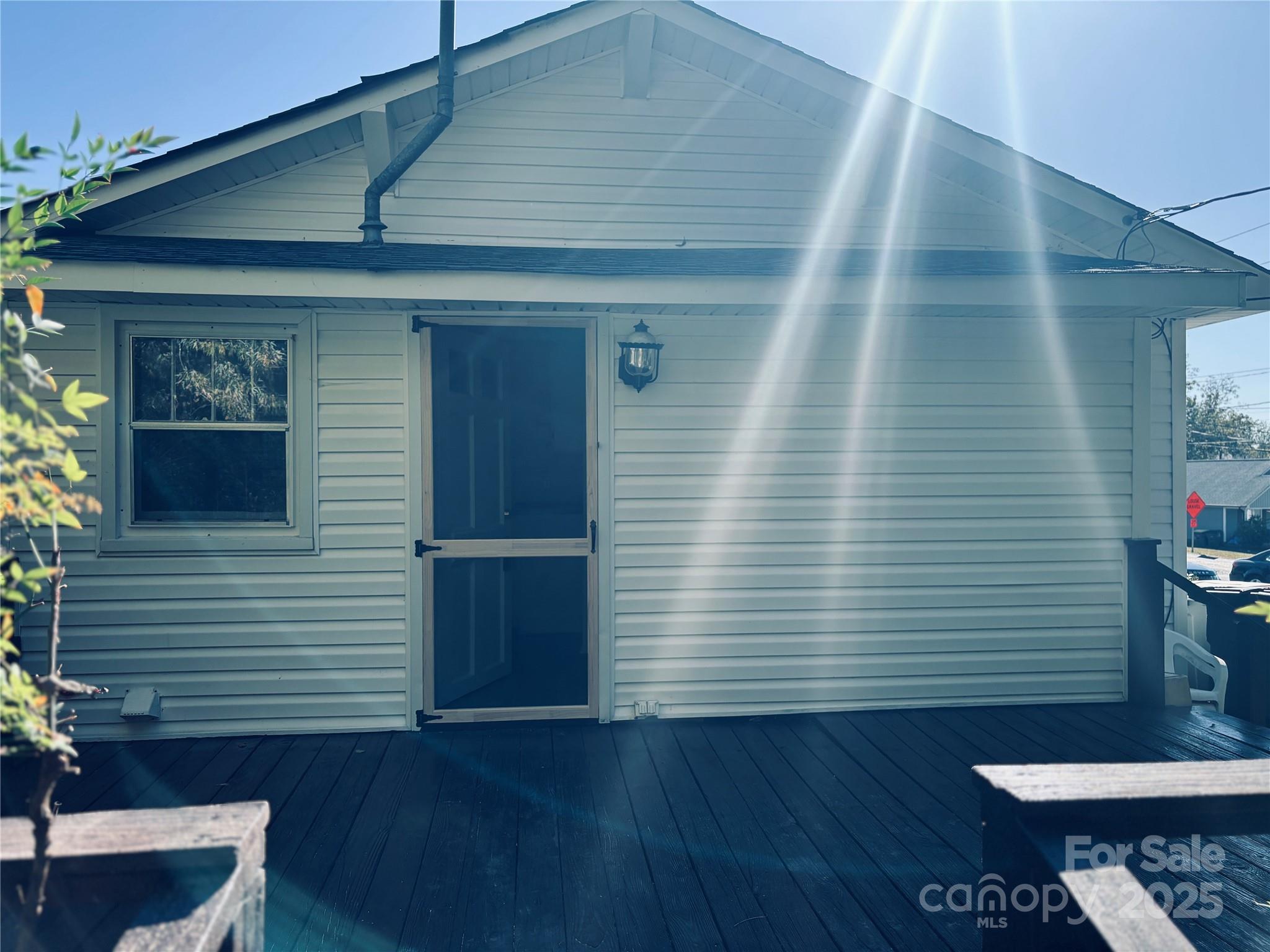 212 Kimball Street Property Photo 17