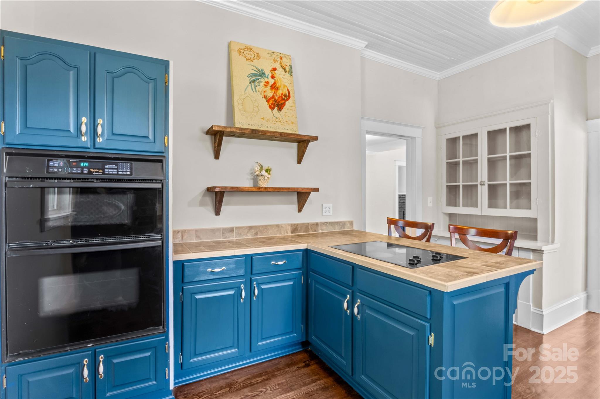 1675 N Main Street Property Photo 10