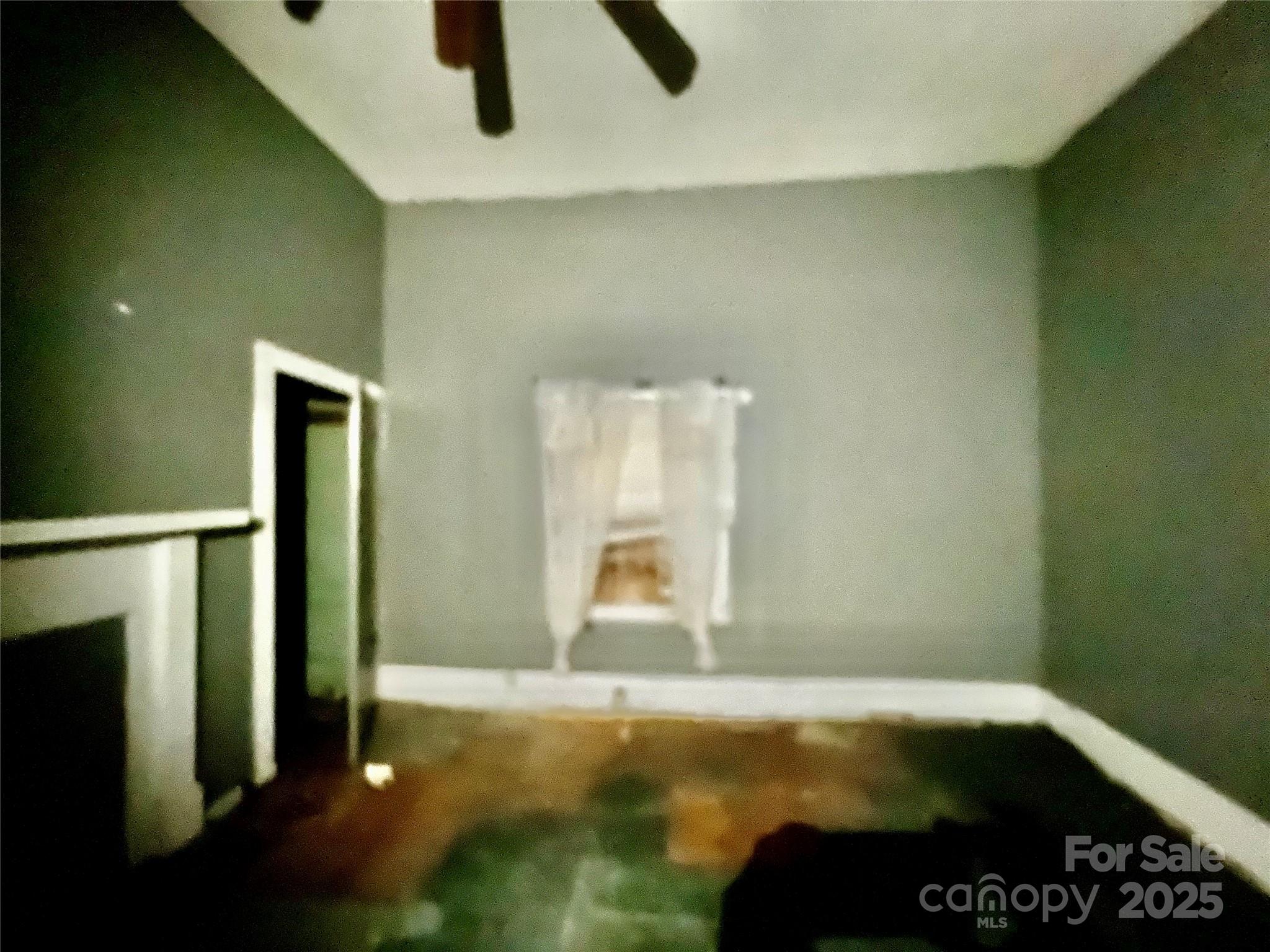 407 Chester Avenue Property Photo 11