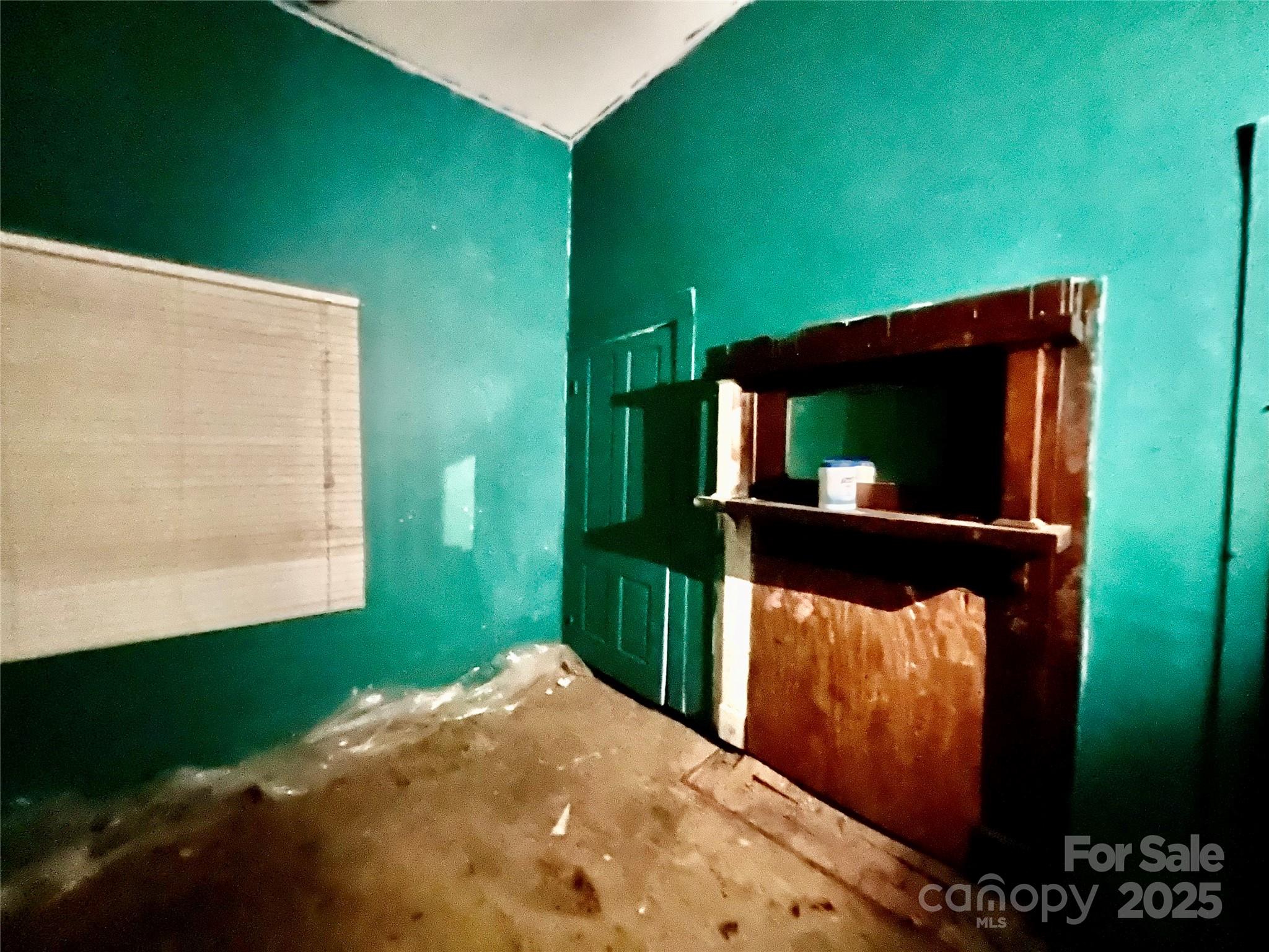 407 Chester Avenue Property Photo 19
